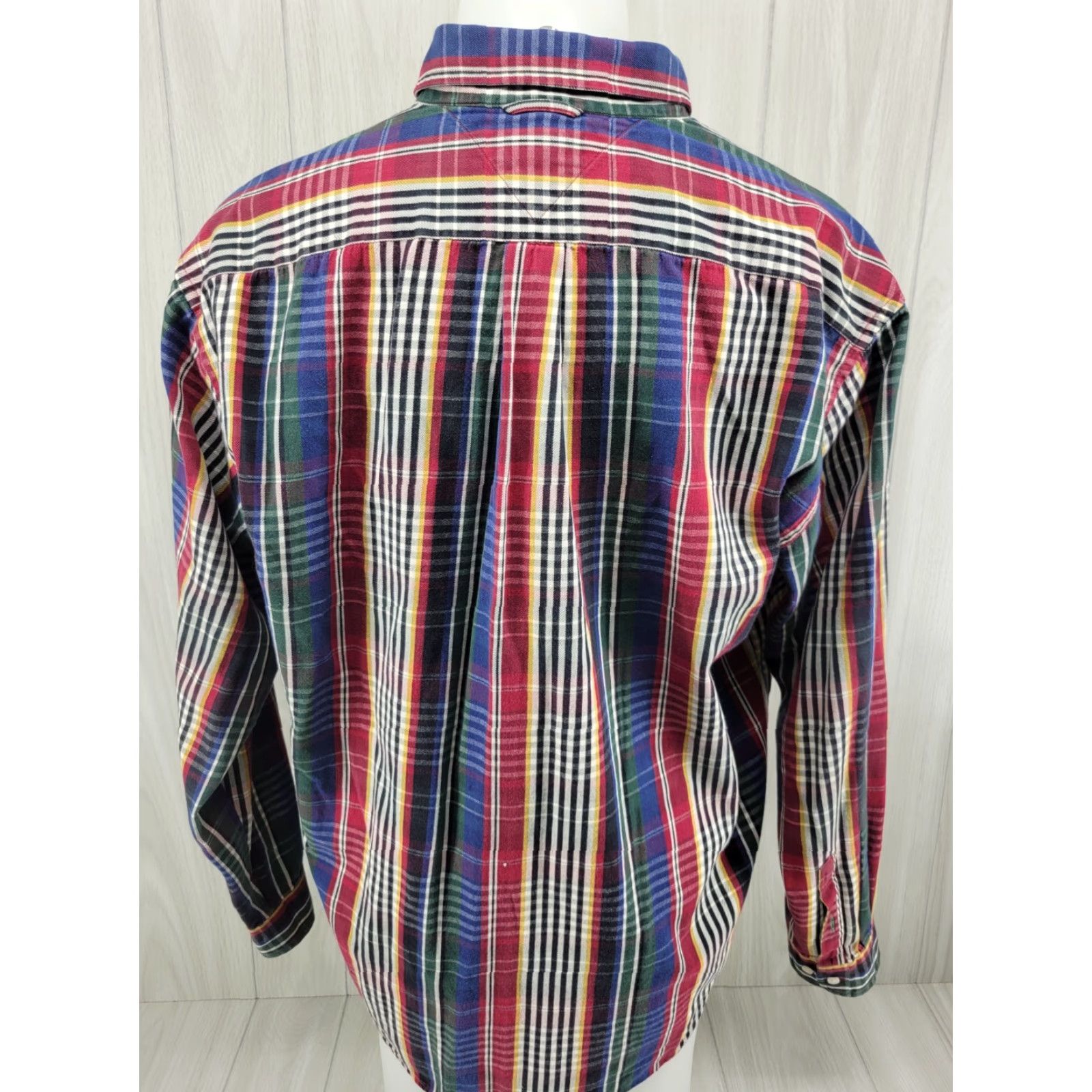 Tommy Hilfiger VTG Tommy Hilfiger Men Plaid Button Up Shirt XL 90s Crest Logo Cotton Multicolor Shirt Mens Button-Front Theme 90s Size US XL / EU 56 / 4 - 7 Thumbnail