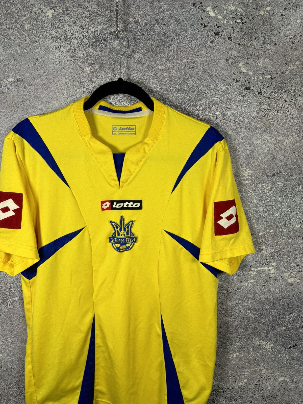Lotto Sport × Vintage Vintage Ukraine National Team 2006 Lotto Soccer Jersey Large Size US L / EU 52-54 / 3 - 2 Thumbnail