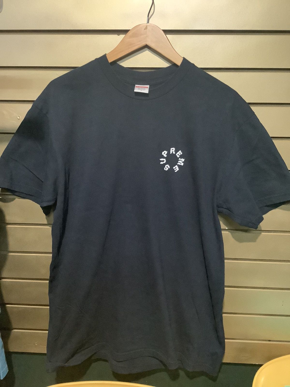 Supreme Supreme navy t shirt Size US L / EU 52-54 / 3 - 1 Thumbnail