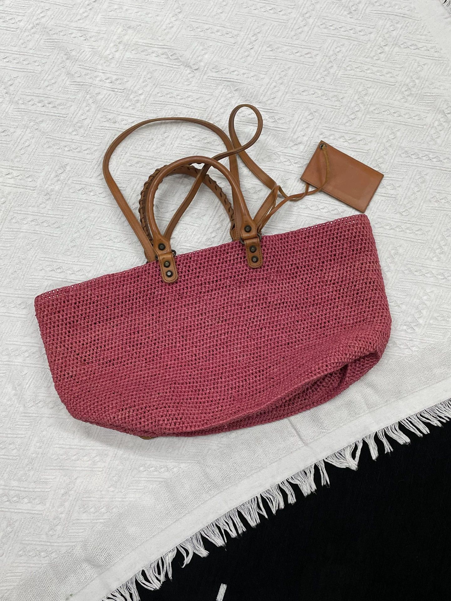 Balenciaga Balenciaga Pink Woven Handbag/Shoulder Bag Size ONE SIZE - 3 Thumbnail