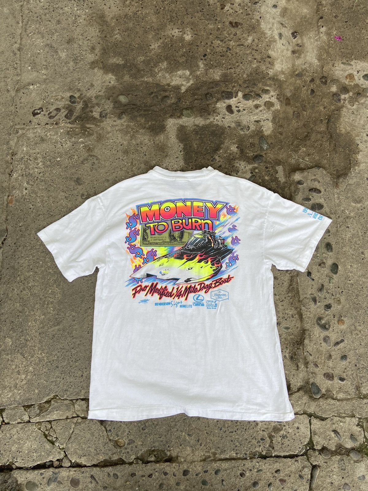 Vintage Vintage money to burn t shirt Size US L / EU 52-54 / 3 - 1 Thumbnail