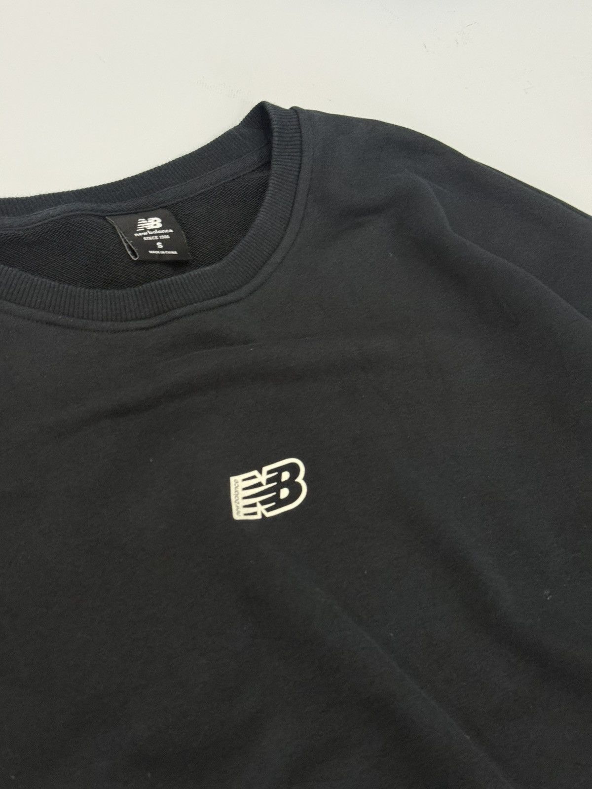 New Balance 🔥 Y2K New Balance Centre iConic Logo Boxy Sweatshirt - S Size US S / EU 44-46 / 1 - 5 Thumbnail