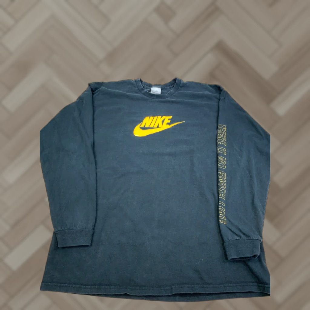 Nike VINTAGE Nike Shirt Mens XL Y2K Logo Spellout Faded Long Sleeve Hit 90s Black Mens XL Nike Shirt Size US XL / EU 56 / 4 - 1 Thumbnail