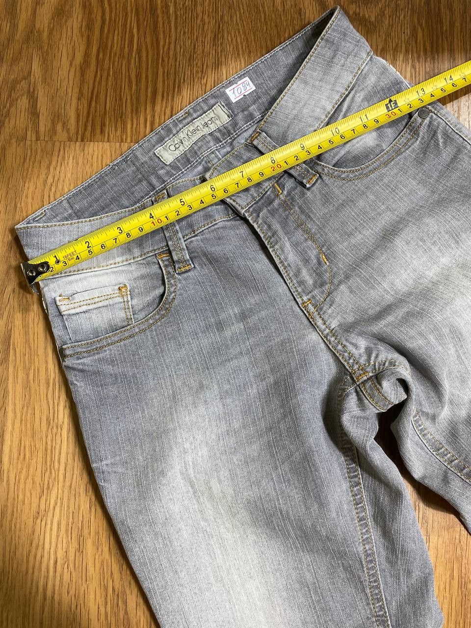 Calvin Klein × Vintage Vintage Y2K Light Wash Calvin Klein Essential Denim Jeans! Size US 26 / EU 42 - 5 Thumbnail