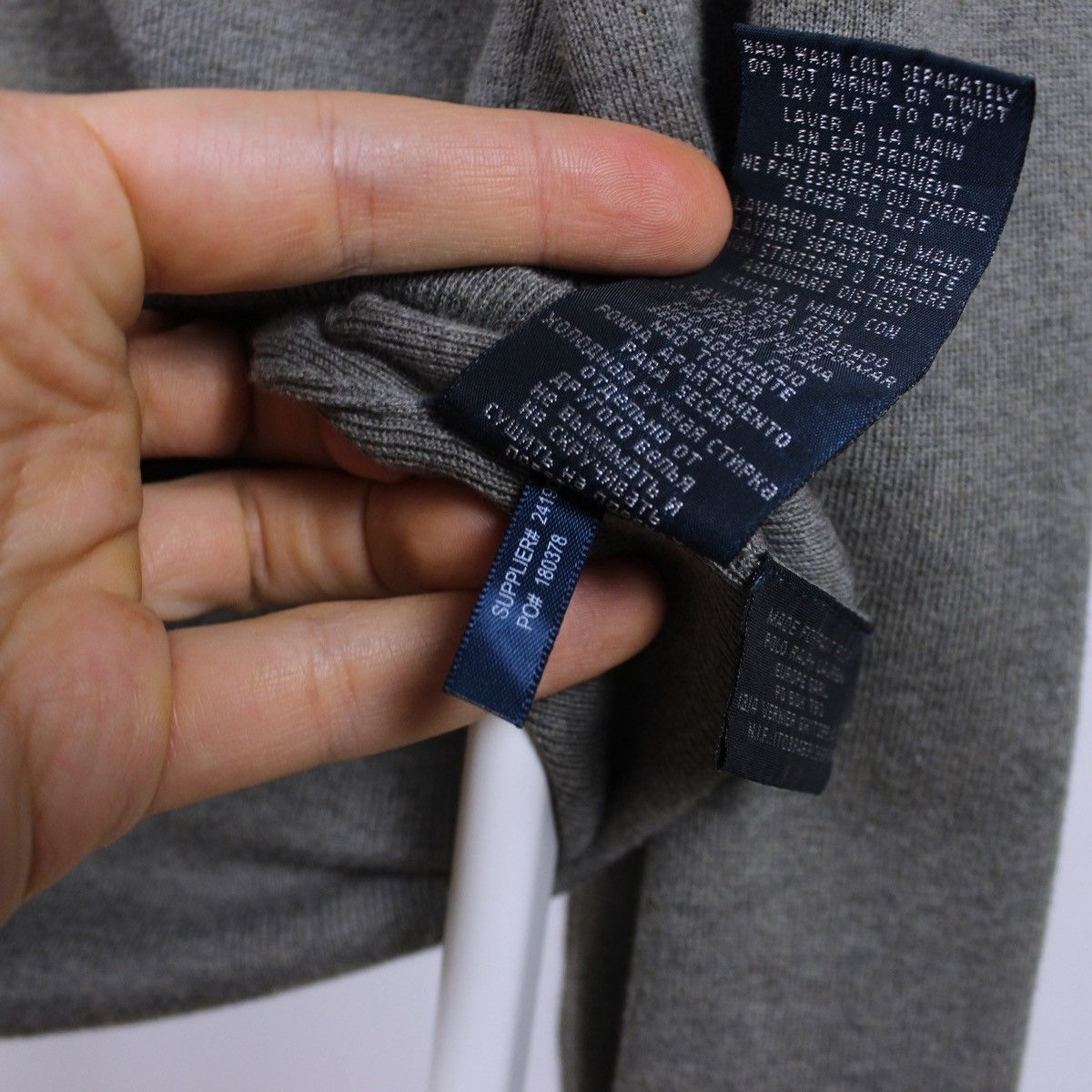 Polo Ralph Lauren Vintage Polo Ralph Lauren V-neck Jumper Size US S / EU 44-46 / 1 - 7 Thumbnail