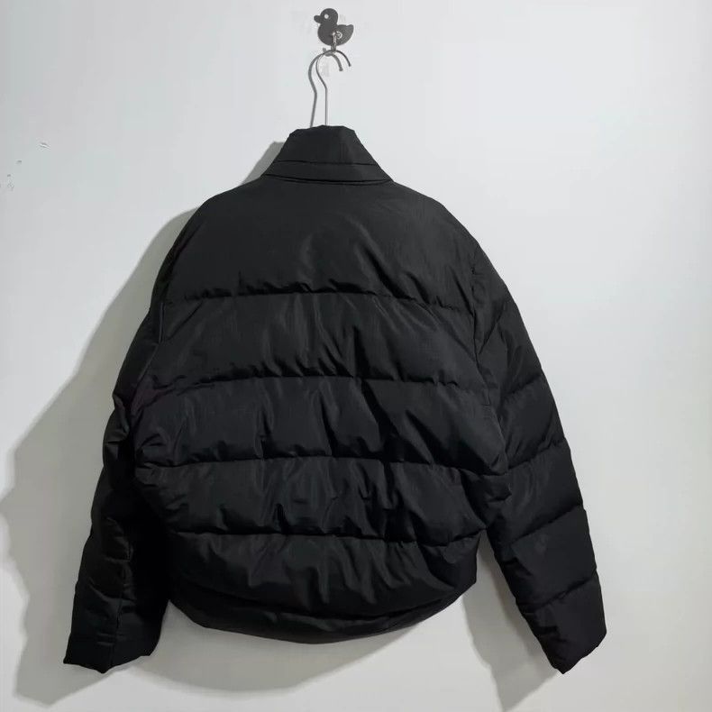 Balenciaga Balenciaga Balenciaga logo letter solid color warm zipper l Size US M / EU 48-50 / 2 - 6 Thumbnail