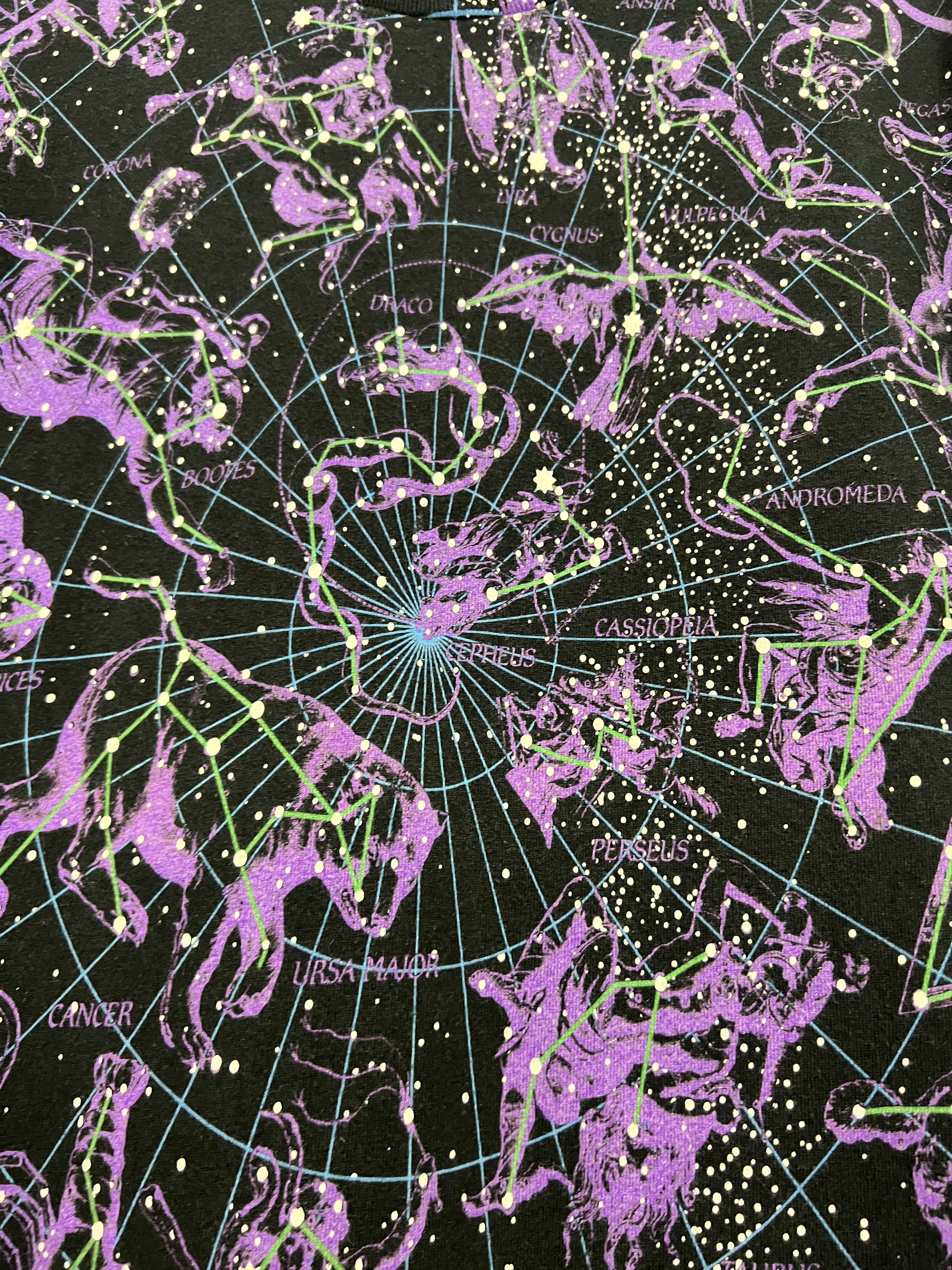 Liquid Blue Vintage 90's Liquid Blue Hemisphere Boreal Astrology Shirt Size US L / EU 52-54 / 3 - 4 Thumbnail