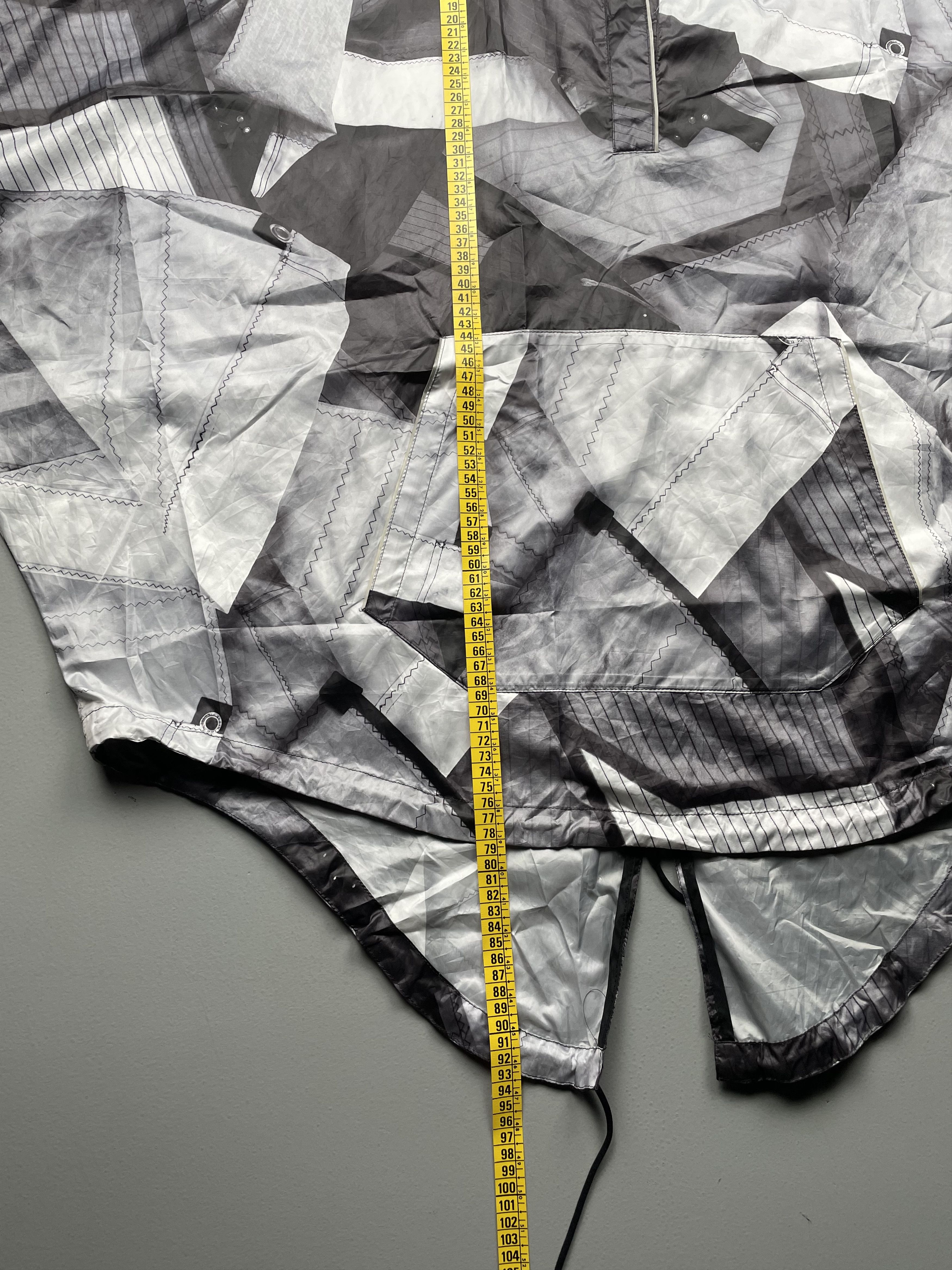 Hussein Chalayan × Puma sample Puma by Hussein Chalayan men's poncho windbreaker Size US M / EU 48-50 / 2 - 8 Thumbnail
