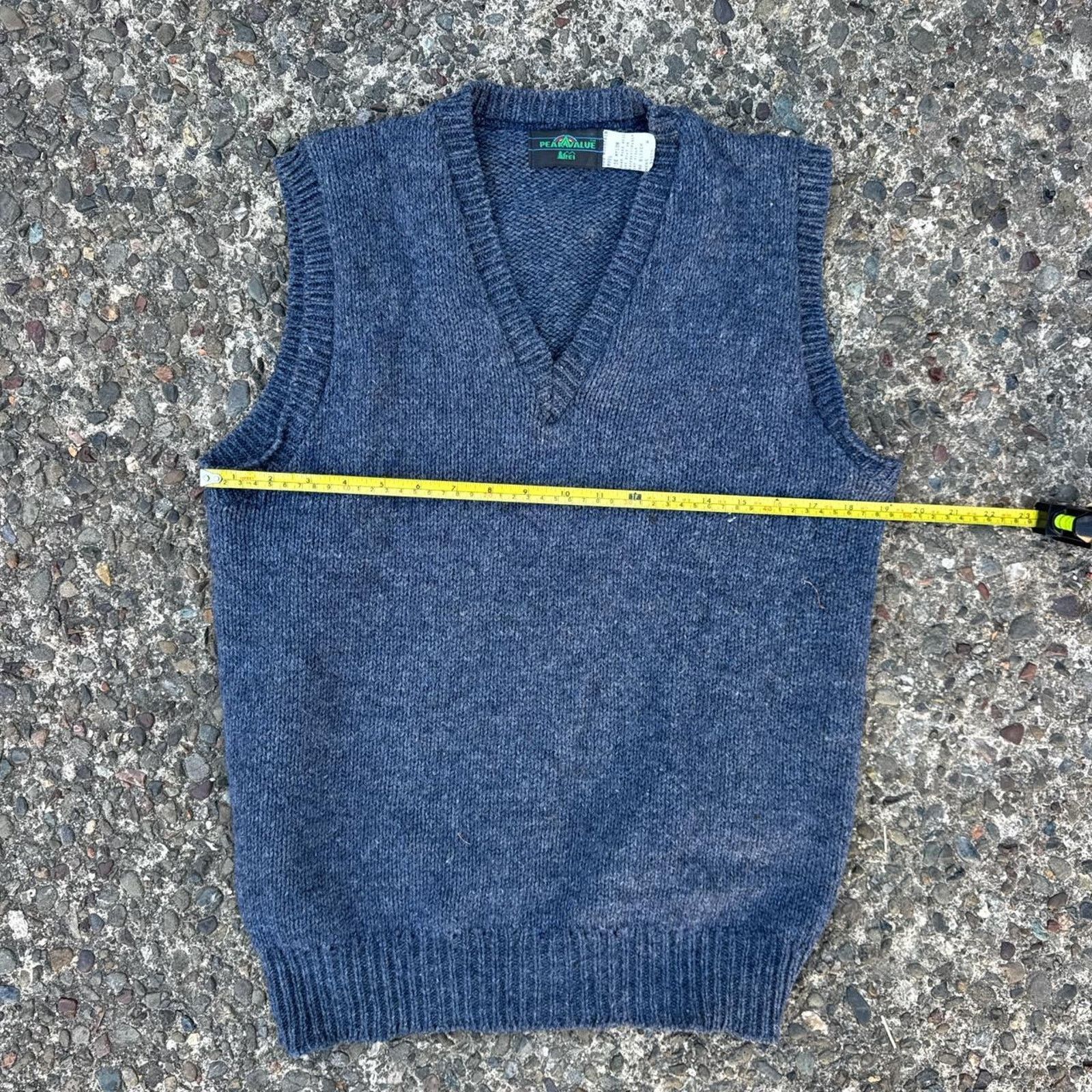 Rei Vintage 90s REI Wool Sweater Vest – Size Medium Size US M / EU 48-50 / 2 - 6 Thumbnail