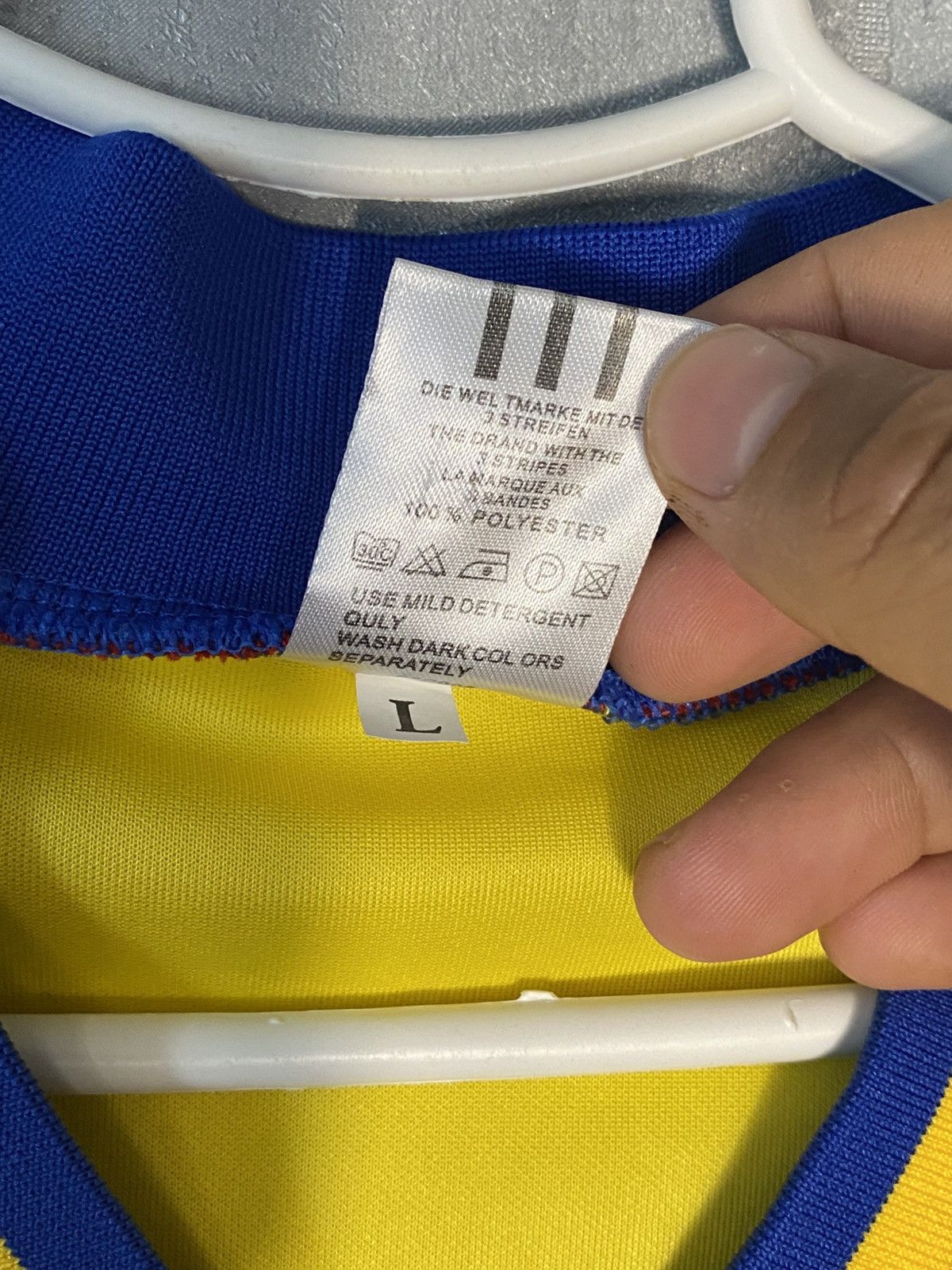 Adidas Vintage Romania Adidas Soccer Jersey 1994 Home Football kit Size US L / EU 52-54 / 3 - 4 Thumbnail