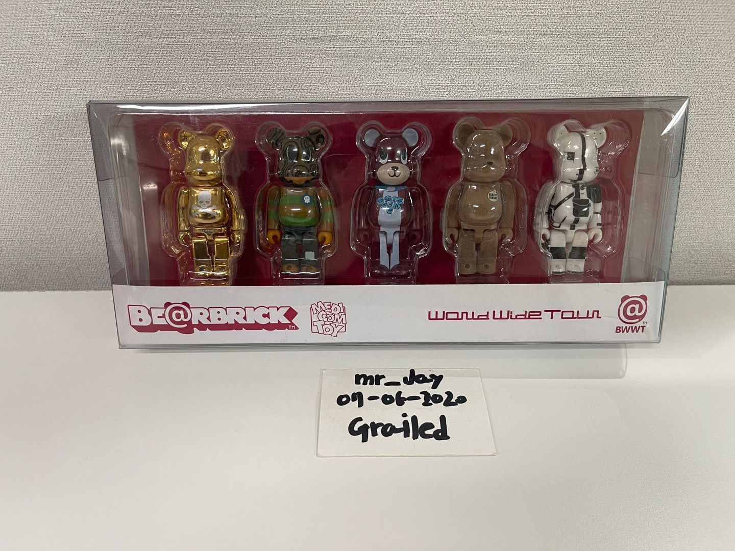 Medicom Toy BE@RBRICK WORLD WIDE TOUR AT NYC 100% 5 SET Size ONE SIZE - 6 Thumbnail
