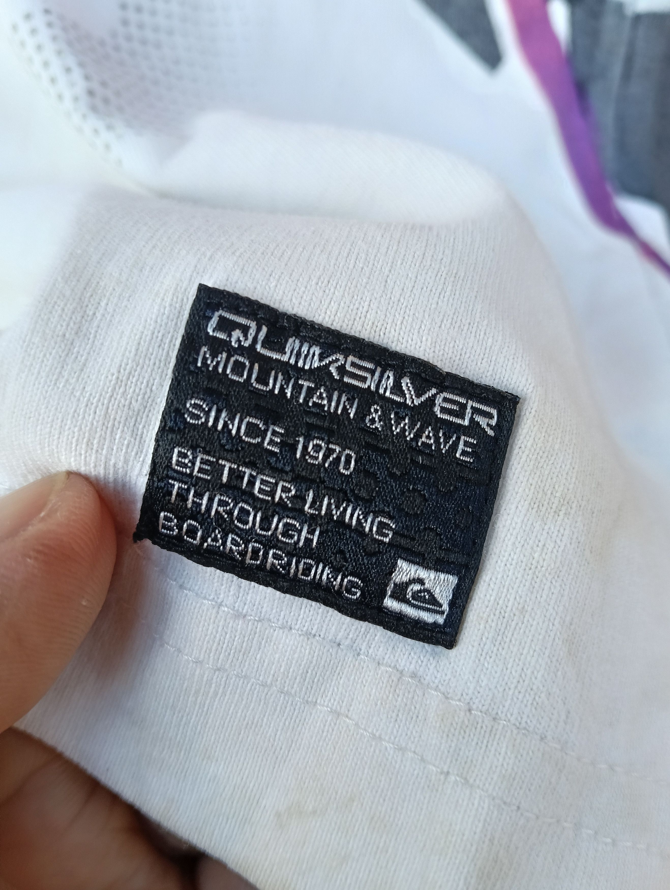 Quicksilver Vintage Y2K Quiksilver "Mountain & Wave" big Logo t-shirt Size US S / EU 44-46 / 1 - 2 Thumbnail