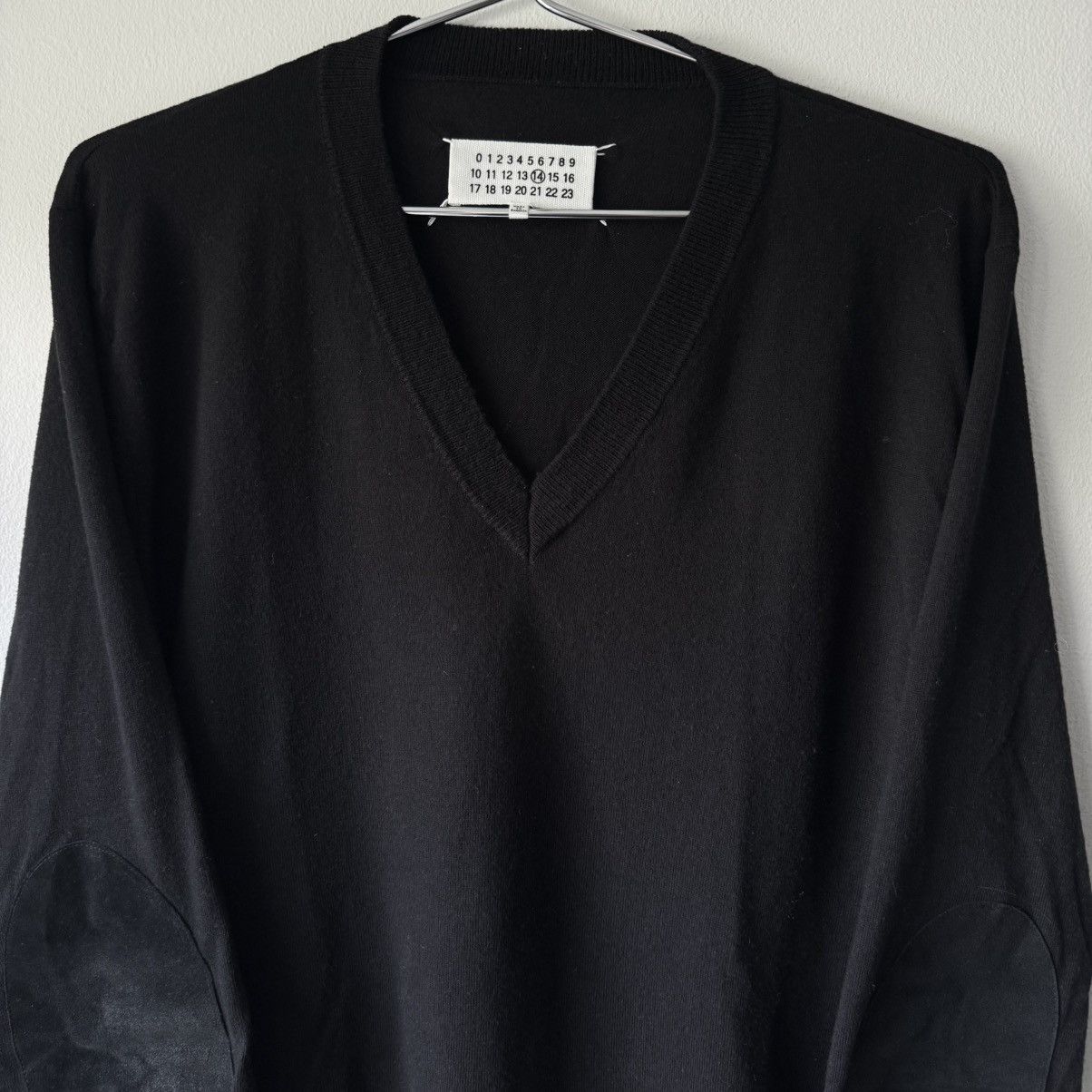 Maison Margiela AW2015 Maison Margiela V-Neck Pullover Elbow Patch Knit Size US L / EU 52-54 / 3 - 2 Thumbnail