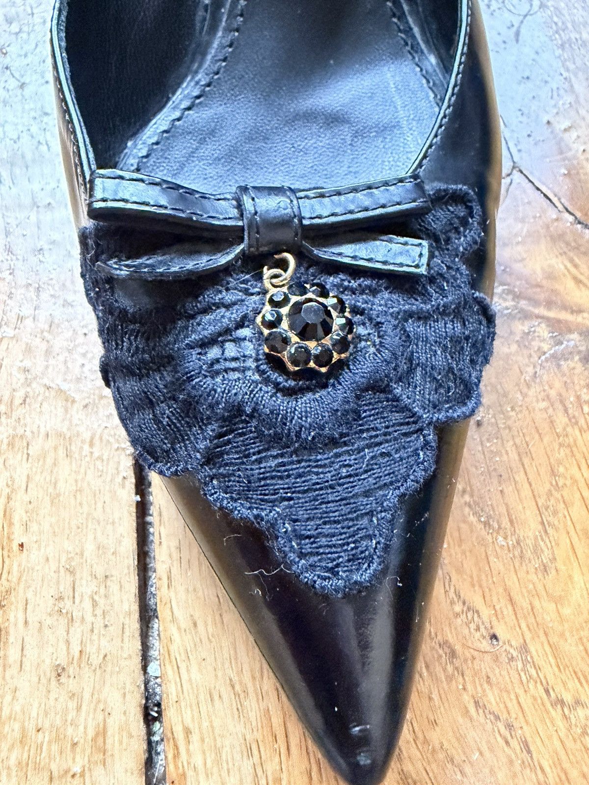 Dolce & Gabbana Dolce & Gabbana Black Lace Pumps Heels Charm EU 37.5 Size US 7.5 / IT 37.5 - 18 Thumbnail