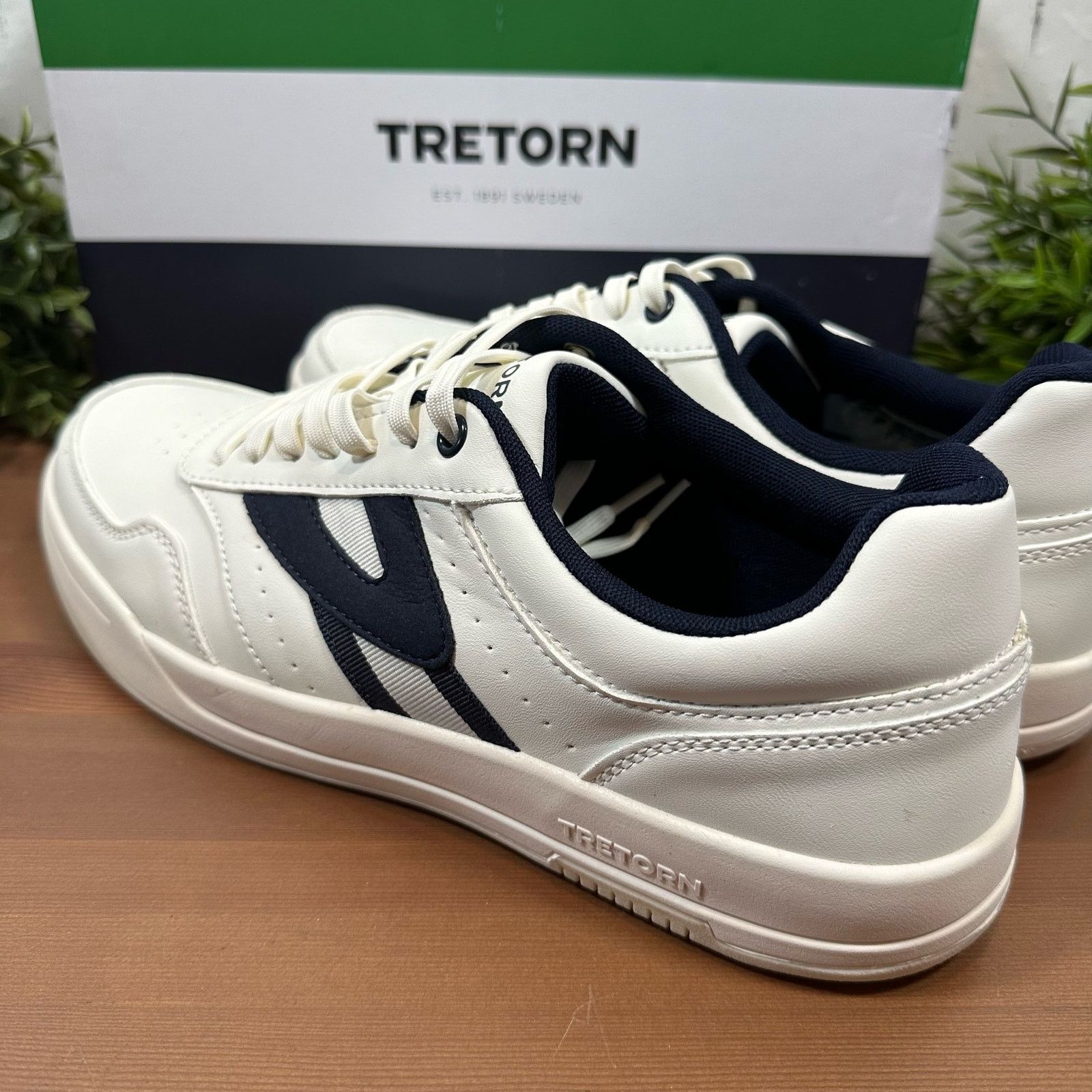 Tretorn Tretorn Dennis White Low Top Lace Up Sneakers Men's Size 9 Size US 9 / EU 42 - 5 Thumbnail