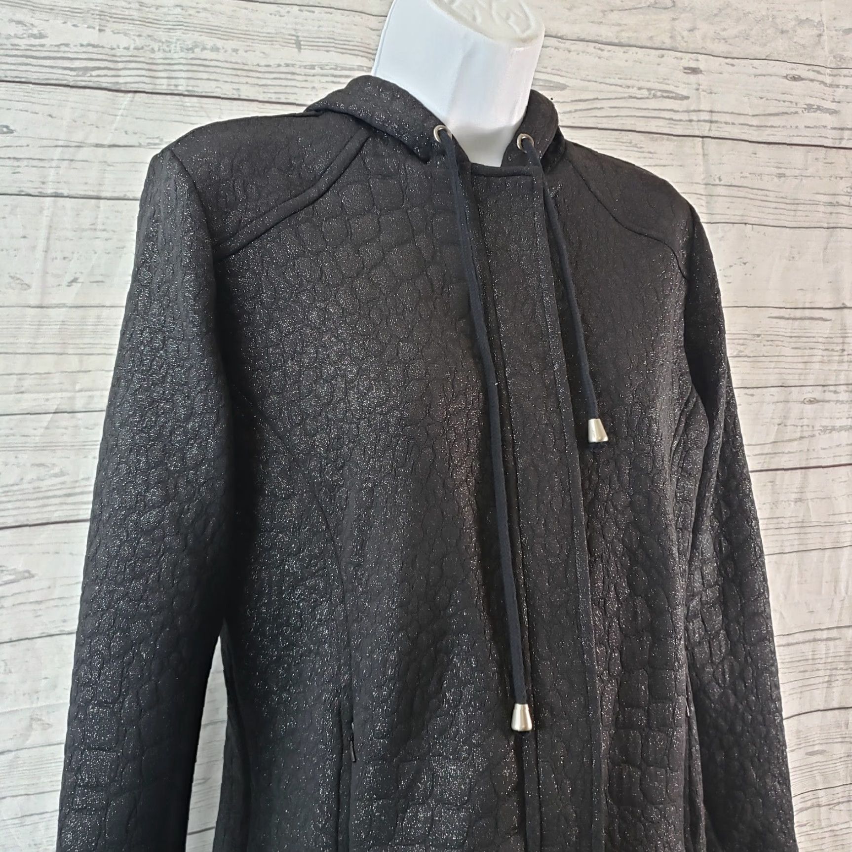 Vintage Chico's Zenergy Jacket Womens Sz Small Black Textured Zips Snap Closure Size S / US 4 / IT 40 - 2 Thumbnail