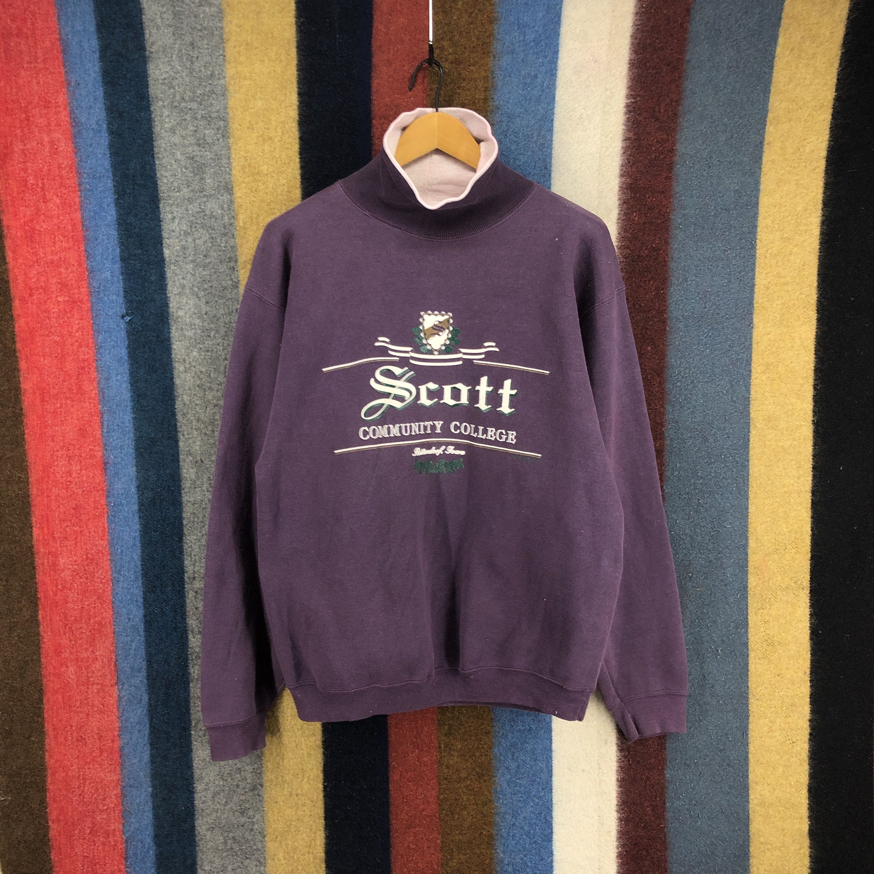 Vintage 90s SCOTT COMUNITY COLLEGE by J&M Sports Sweatshirt #0534/W Size US L / EU 52-54 / 3 - 1 Thumbnail