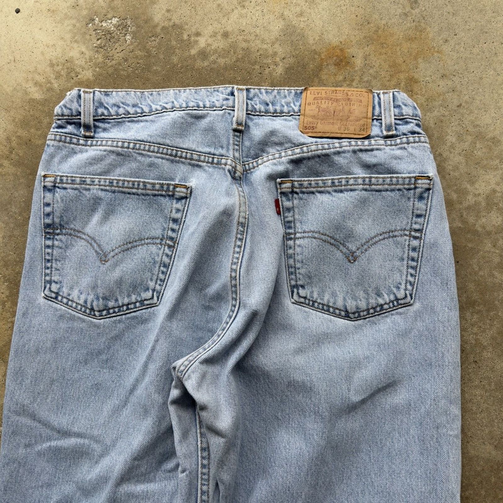 Vintage Vintage 90s Levi's 505 Light Wash Denim Jeans USA ERD Grunge Size US 36 / EU 52 - 11 Thumbnail