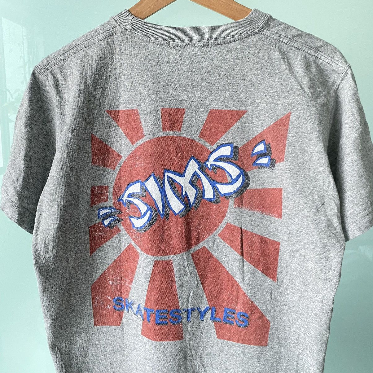 Vintage Vintage Y2K Sims Skateboard Brand ERD GRUNGE T-SHIRT Size US M / EU 48-50 / 2 - 2 Thumbnail