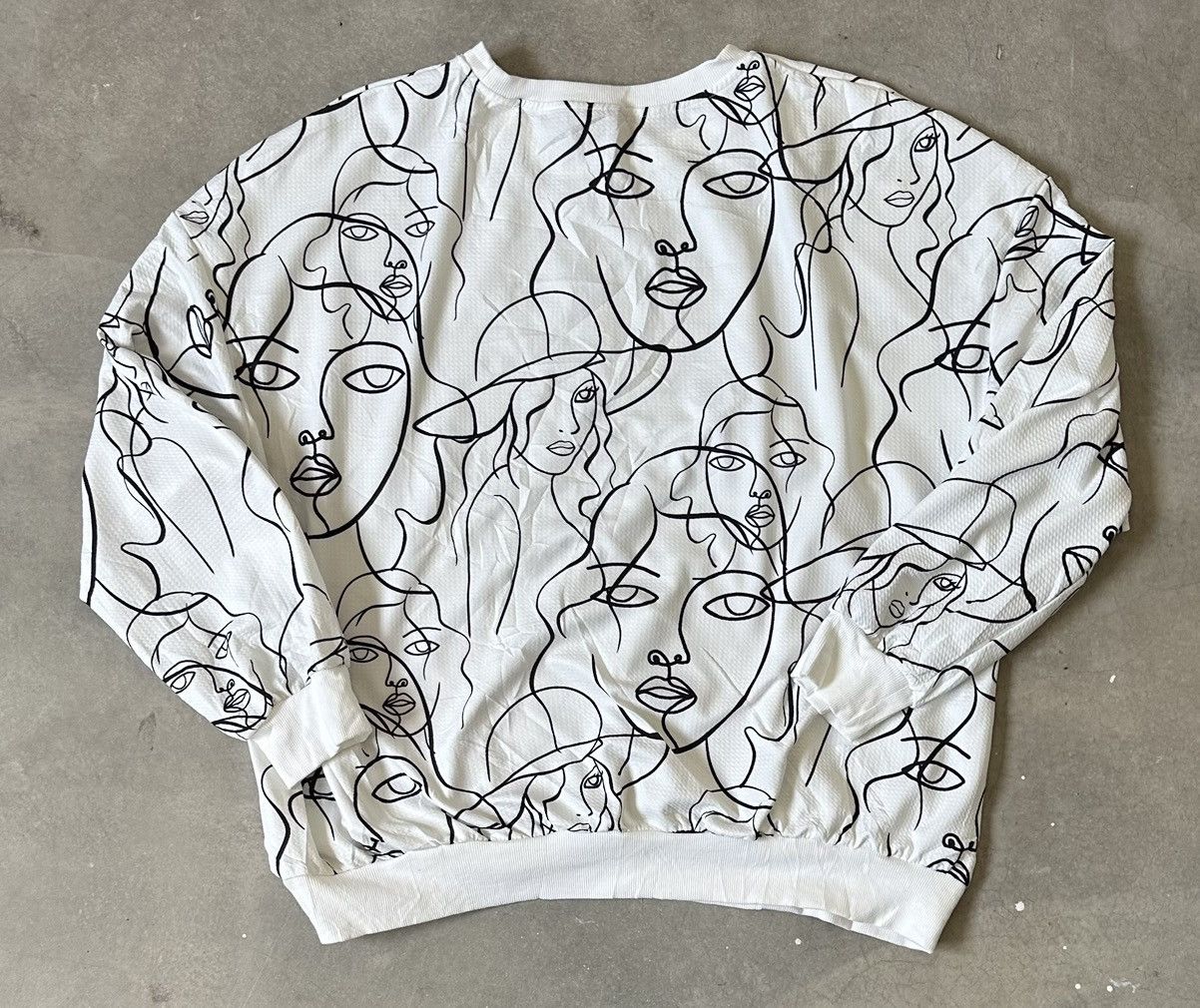 Other FACE ART GRAPHIC PRINT SWEATSHIRT Size US XXL / EU 58 / 5 - 6 Thumbnail