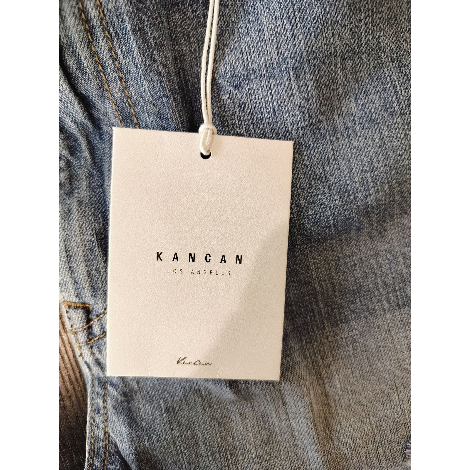 Other KanCan High Rise Distressed Shorts Light Wash Size 13 * Size 30" / US 8 / IT 44 - 6 Thumbnail