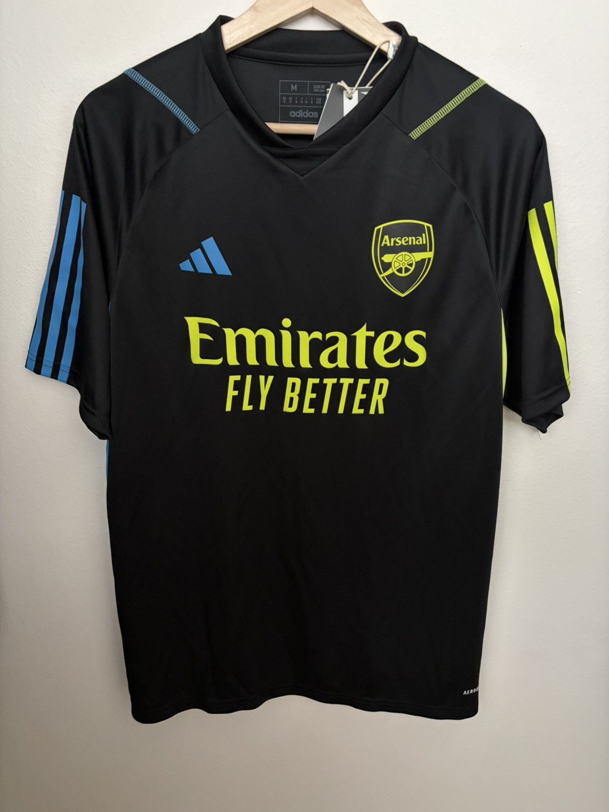 Adidas Adidas Arsenal 2023/2024 Training Jersey Size US M / EU 48-50 / 2 - 1 Thumbnail