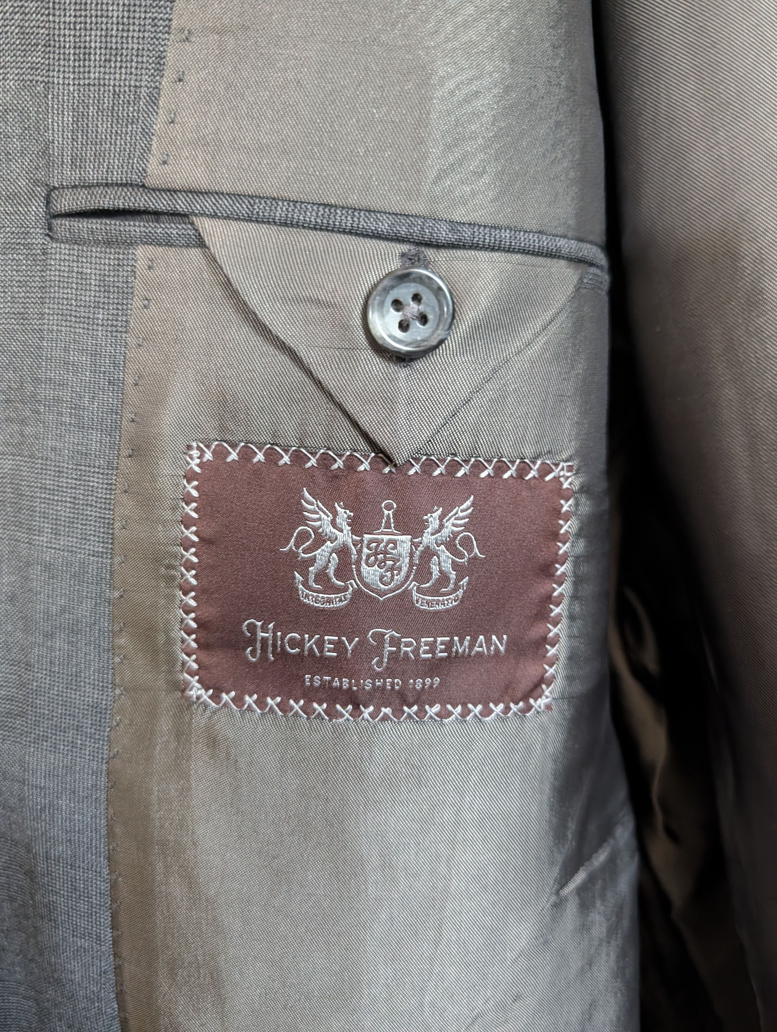 Hickey Freeman LORO PIANA 2pc Super 150s Worsted Wool gray suit Size 46R - 13 Thumbnail