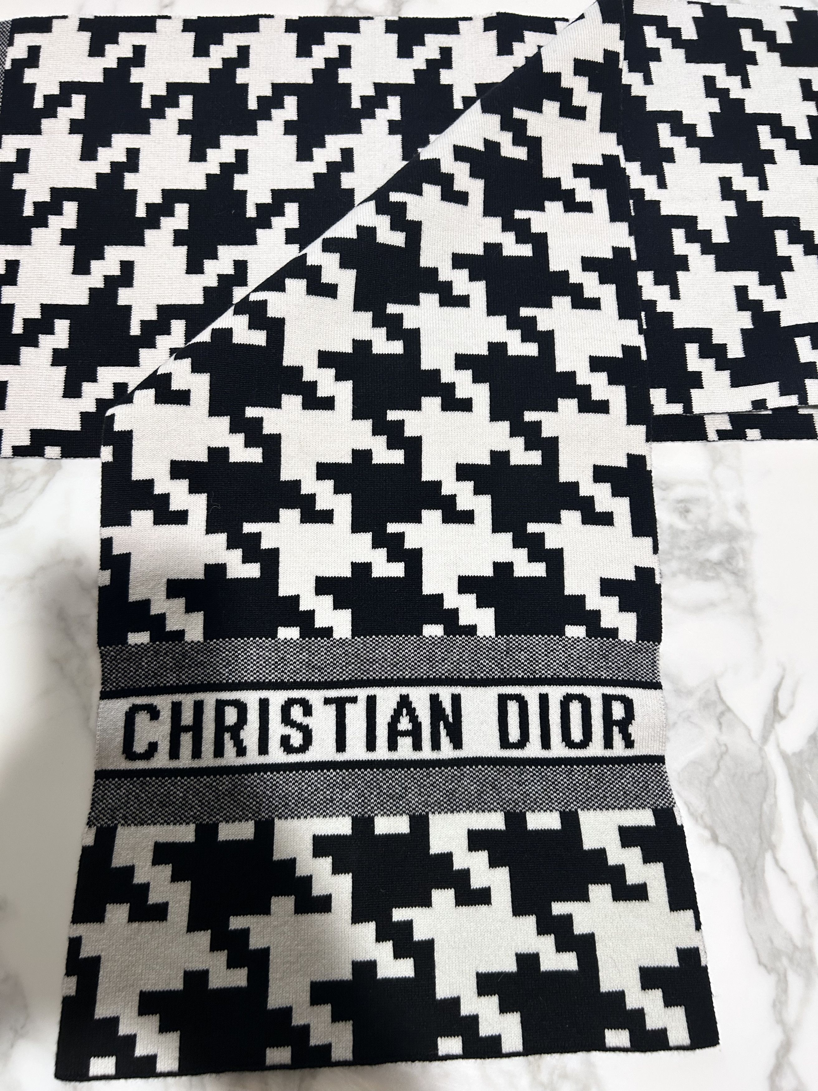 Dior PIED DE POULE Size ONE SIZE - 6 Thumbnail