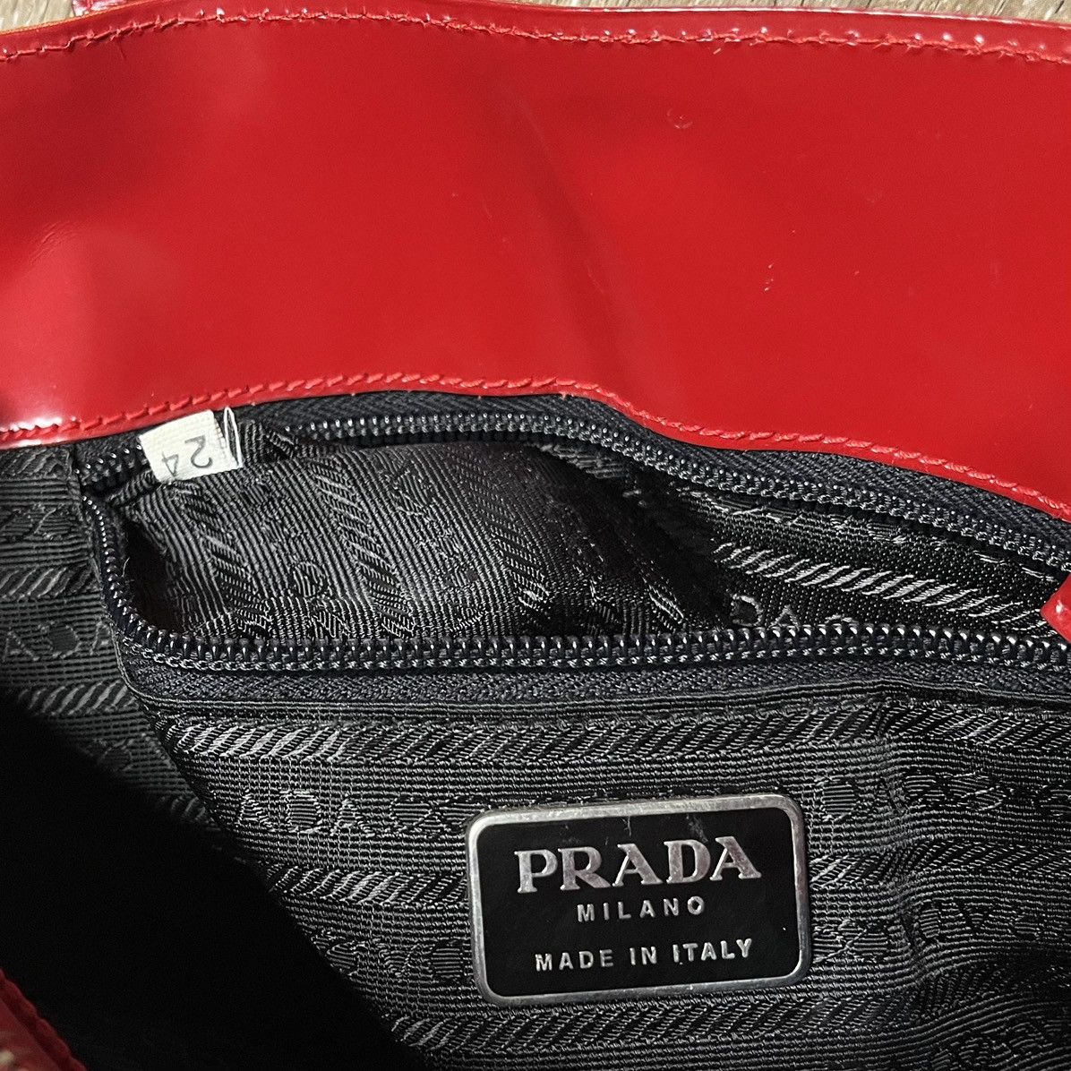 Prada vintage prada red nylon & patent leather bag Size ONE SIZE - 8 Thumbnail