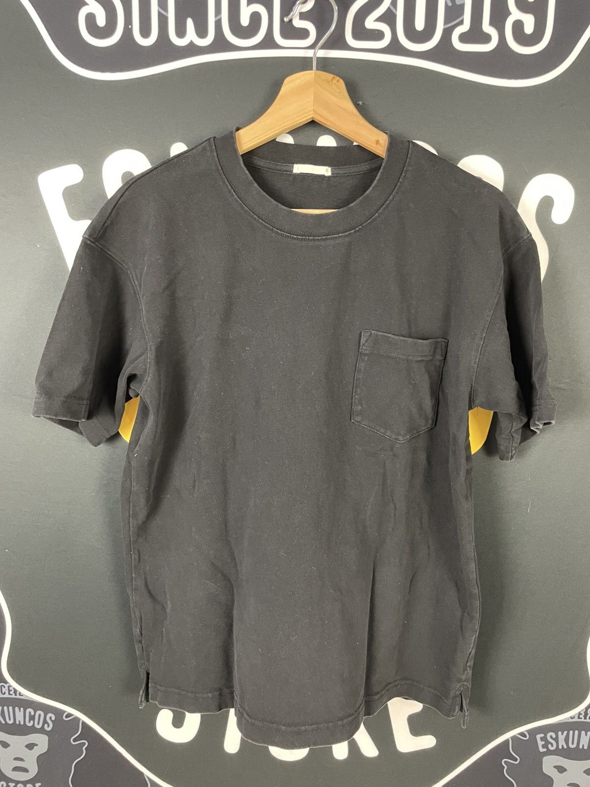 GU × Japanese Brand GU Oversize Fit Plain Pocket Tee Size US S / EU 44-46 / 1 - 2 Thumbnail