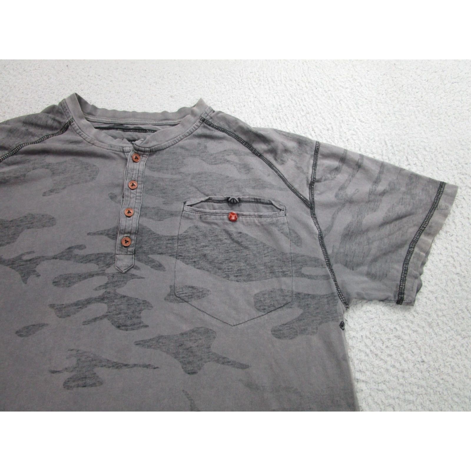 Vintage Artful Dodger T-Shirt Mens XL Gray Camouflage Henley Pocket Distressed Streetwear Size US XL / EU 56 / 4 - 2 Thumbnail