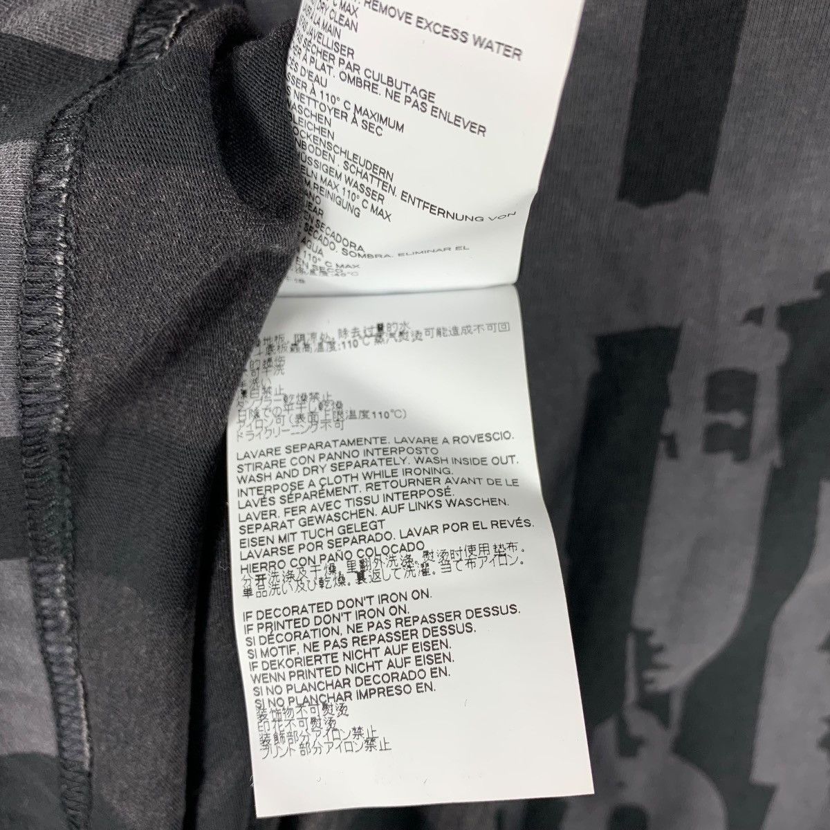 Vivienne Westwood VIVIENNE WESTWOOD full printed design tee Size US M / EU 48-50 / 2 - 16 Thumbnail