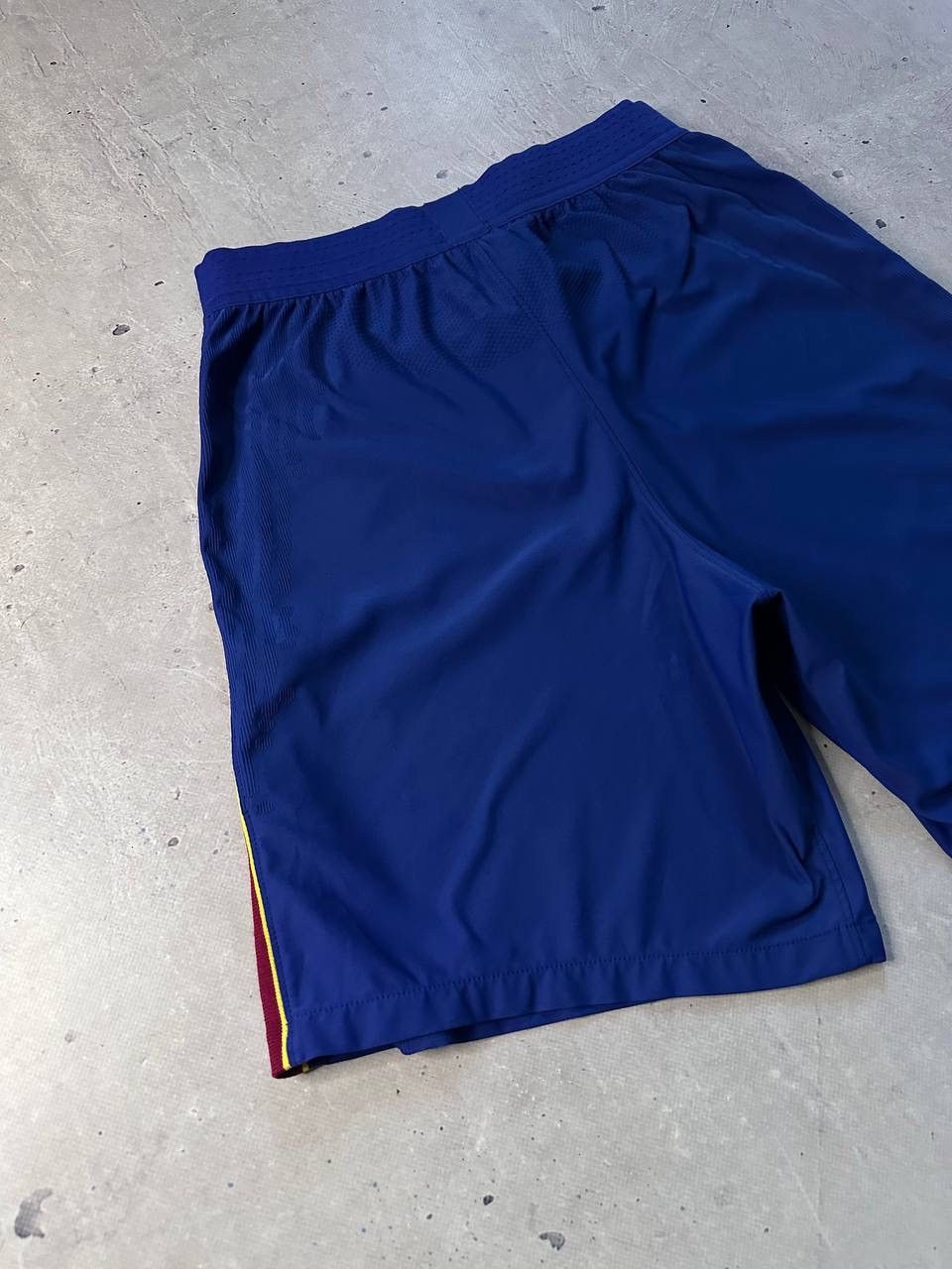 Nike Nike FC Barcelona Vaporknit Shorts 2017/18 Home Kit Size L Size US 34 / EU 50 - 10 Thumbnail