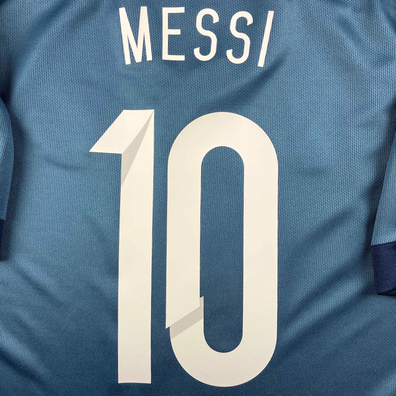 Adidas Adidas Argentina 2015-17 away Lionel Messi football shirt XL Size US XL / EU 56 / 4 - 11 Thumbnail