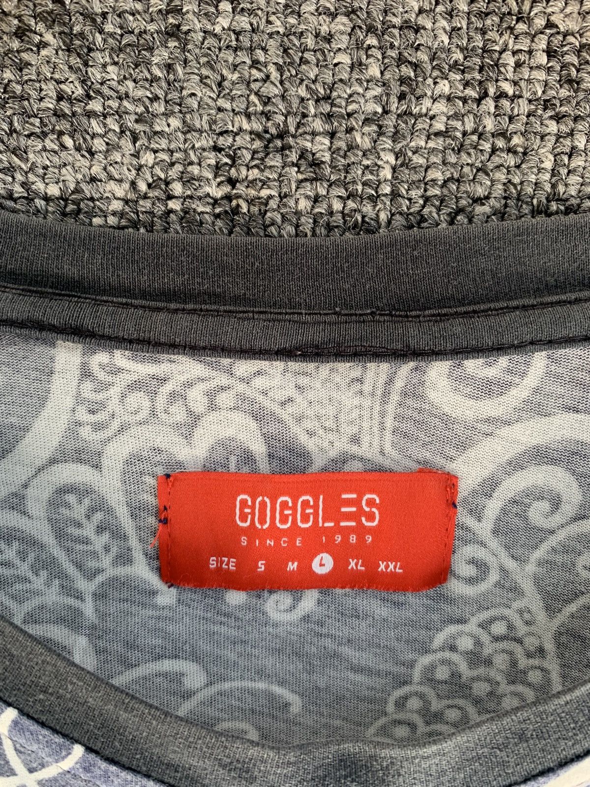 Vintage Crazy Googles Vintage Bandana Motive Long Sleeve Size US S / EU 44-46 / 1 - 4 Thumbnail