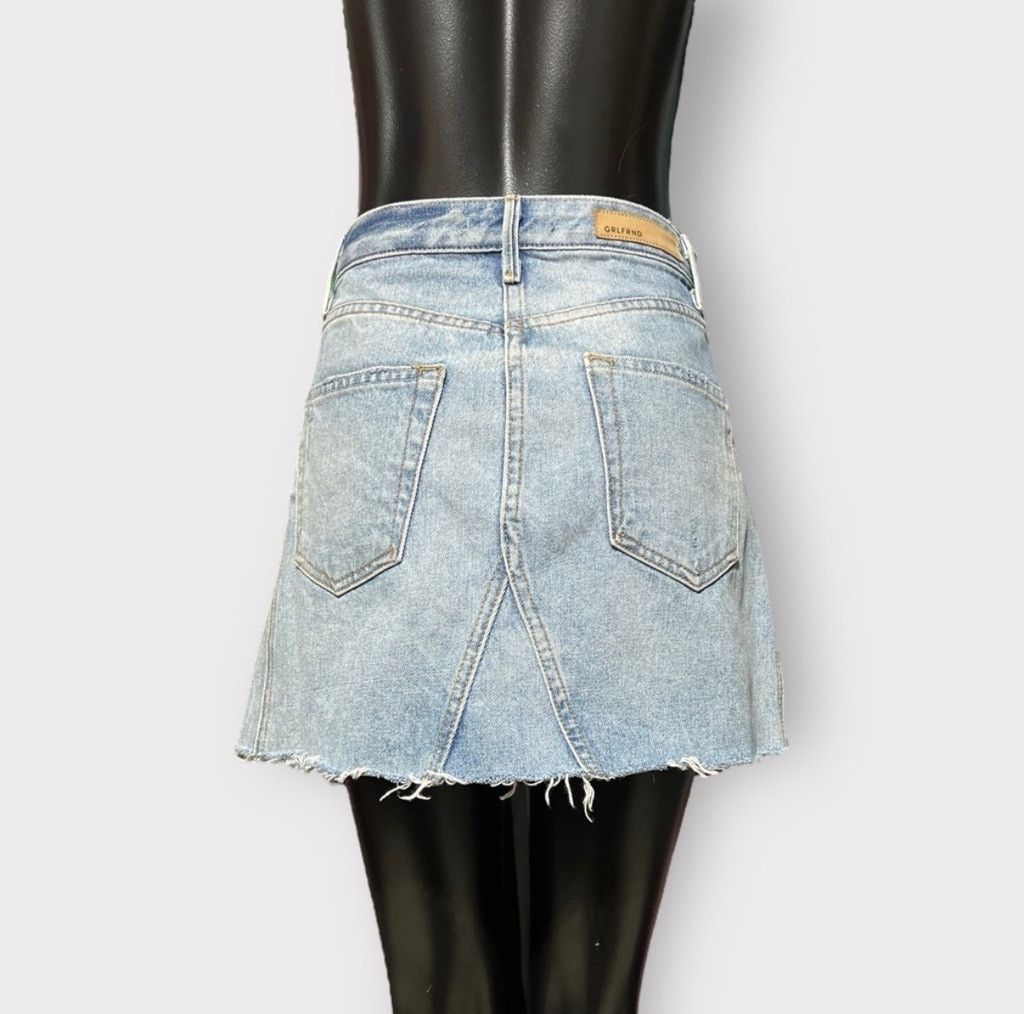 GRLFRND GRLFRND Eva Denim Mini Skirt Pocket Raw Hem Button Fly sz 25 Size 25" / US 0 / IT 36 - 3 Thumbnail
