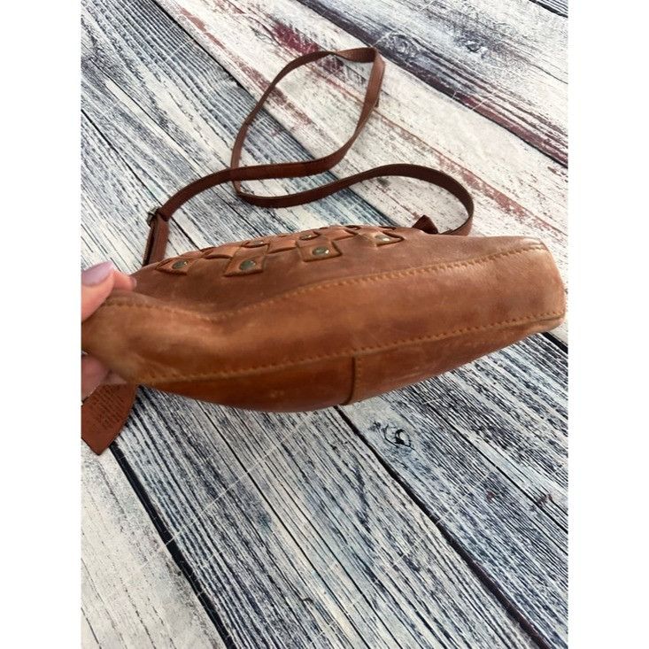 Other Vilenca Holland Tan Leather Crossbody Bag with Circular Weav Size ONE SIZE - 3 Thumbnail