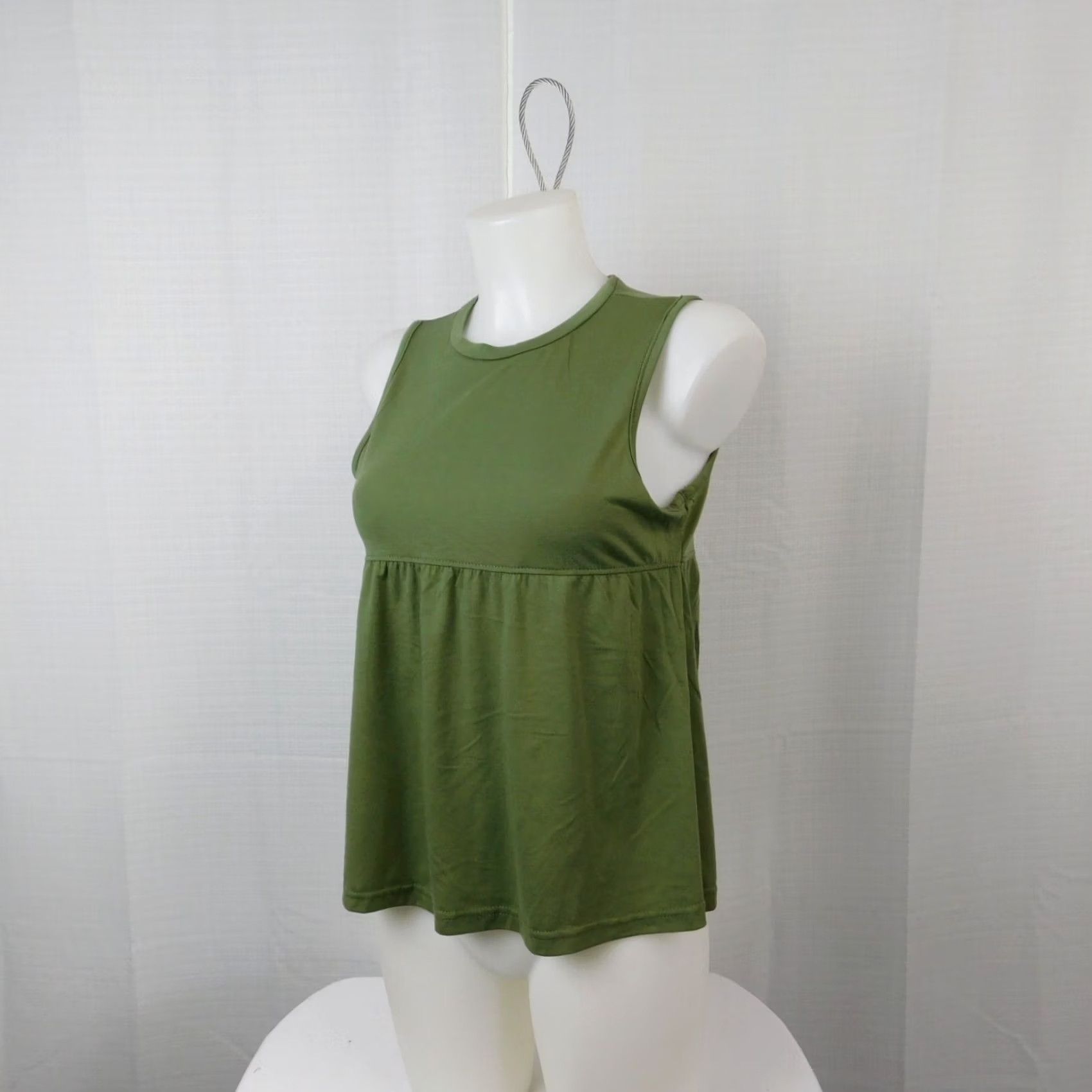 Olive Unbranded Women's Tank Shirt Knit Sleeveless Crew Neck Olive Green L Large Casual Basic 1770 Size L / US 10 / IT 46 - 2 Thumbnail