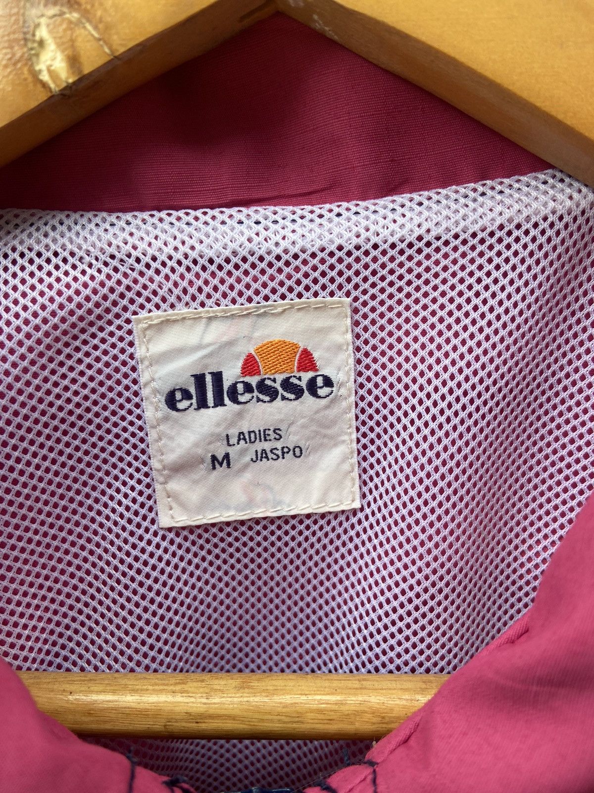 Ellesse Vintage Ellese windbreaker ladies Size M / US 6-8 / IT 42-44 - 8 Thumbnail