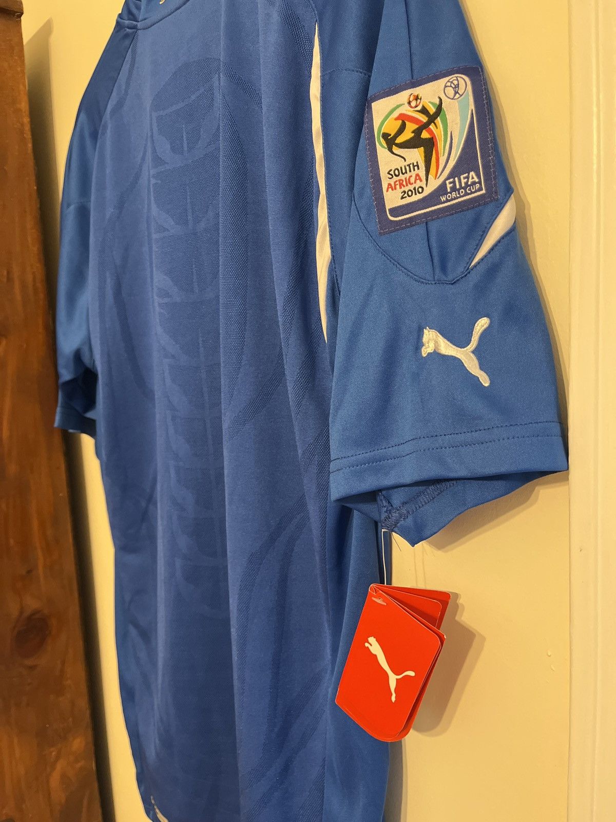 Puma NWT Official 2010 World Cup, Puma Italian Jersey Size US L / EU 52-54 / 3 - 4 Thumbnail