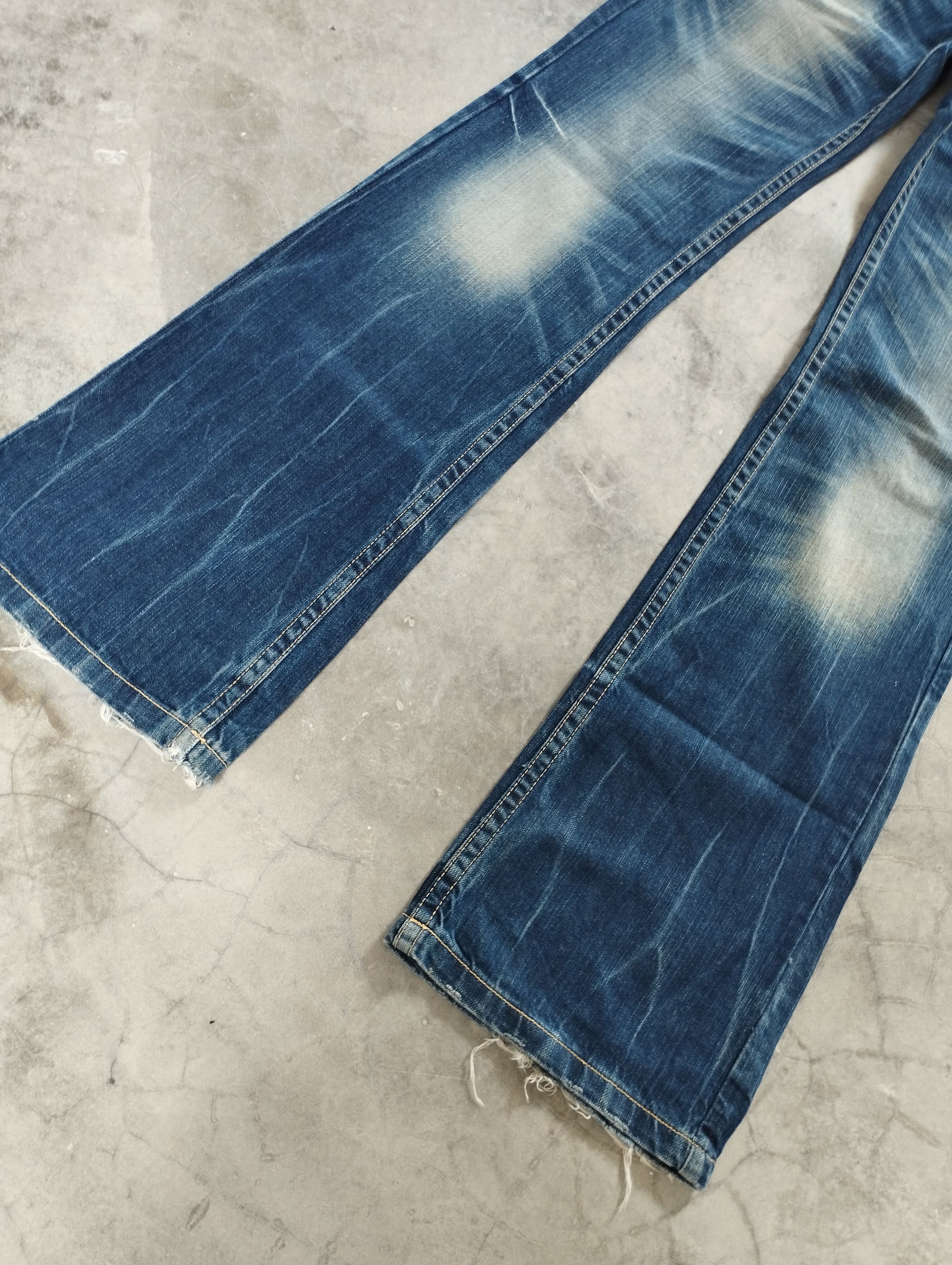 Tornado Mart Flare Jeans Japan Lightning Wash Studio RP Bootcut Jeans Size US 26 / EU 42 - 3 Thumbnail