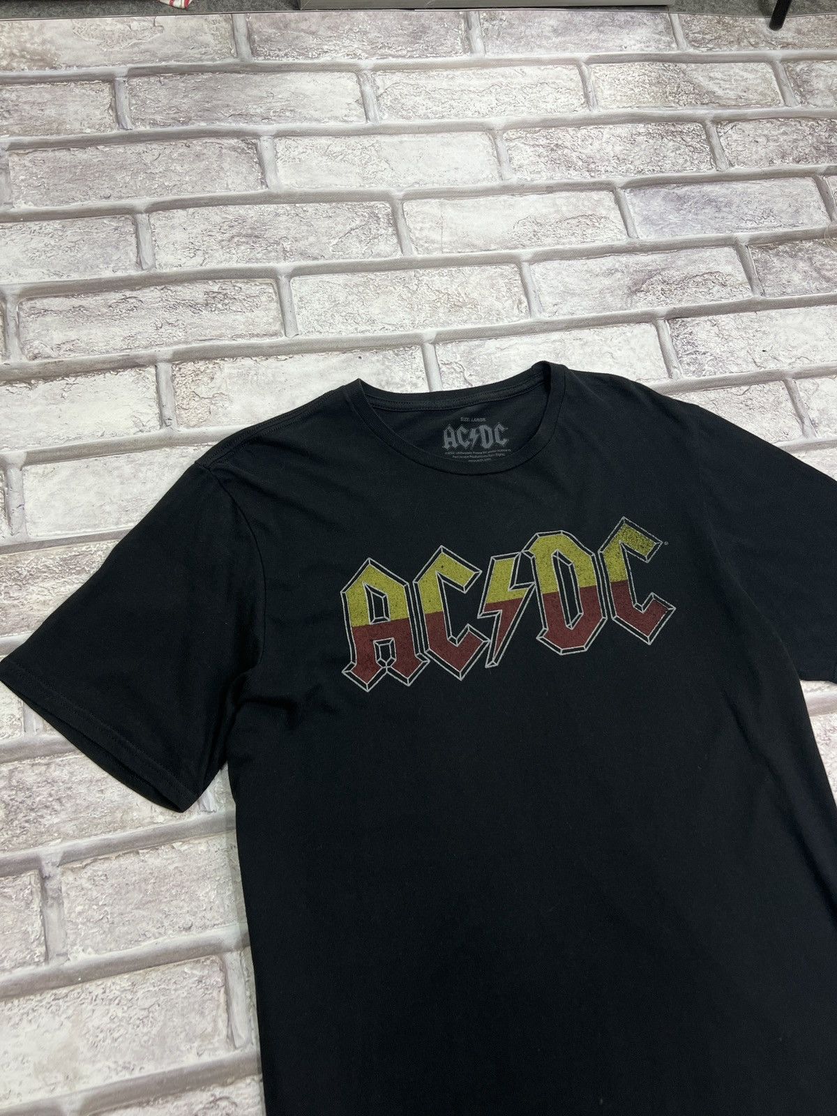 AC/DC × Band Tees × Vintage AC/DC World Tour 1982 T-shirt Size US L / EU 52-54 / 3 - 2 Thumbnail