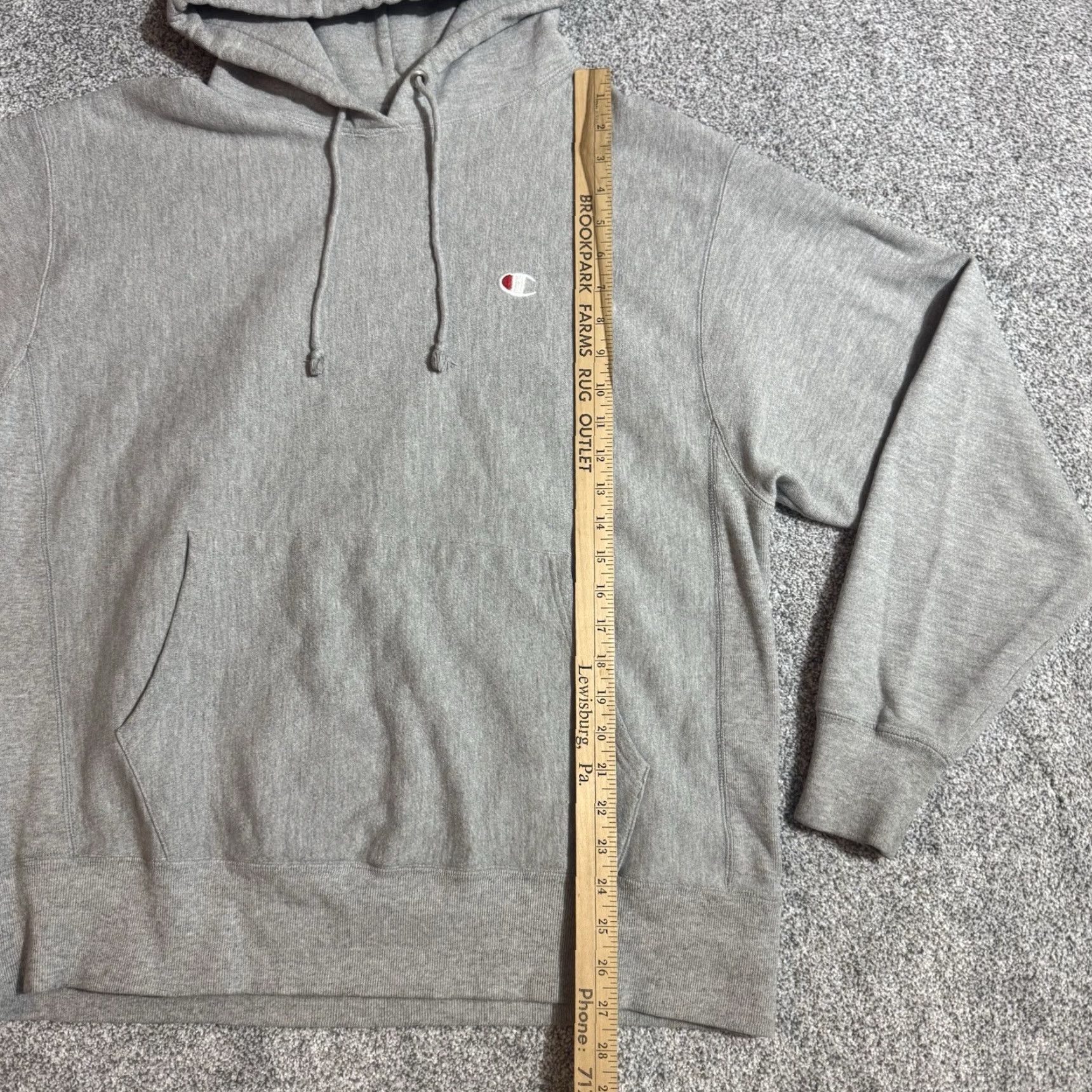 Champion Champion Hoodie Mens Large Reverse Weave Athletic Streetwear Skater Pullover Hooded Pockets Logo Embroidered Gray 77% Cotton 23% Polyester Size US L / EU 52-54 / 3 - 7 Thumbnail