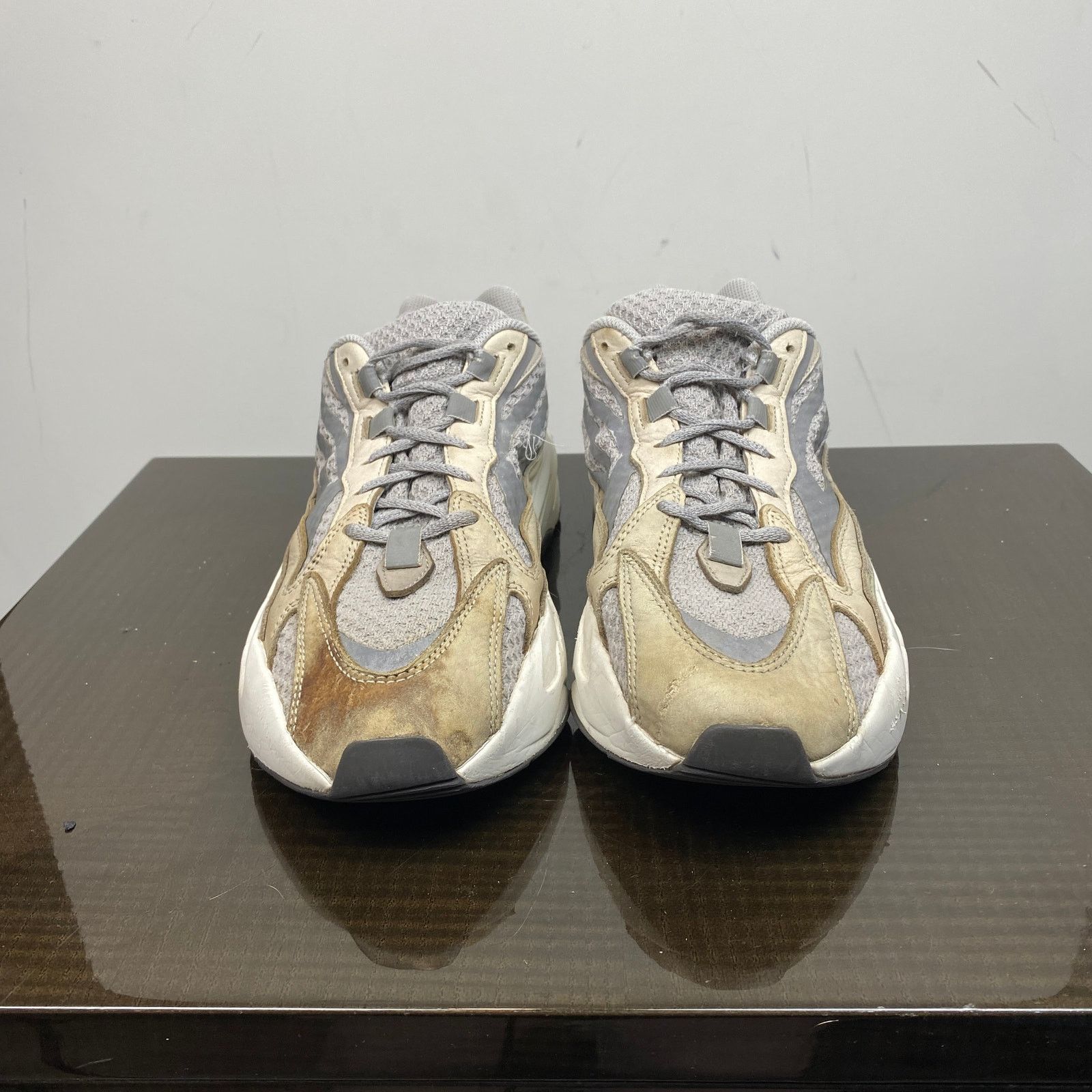 Adidas Adidas Yeezy Boost 700 V2 Cream Low Sneakers Shoes Men's 12 Size US 12 / EU 45 - 2 Thumbnail