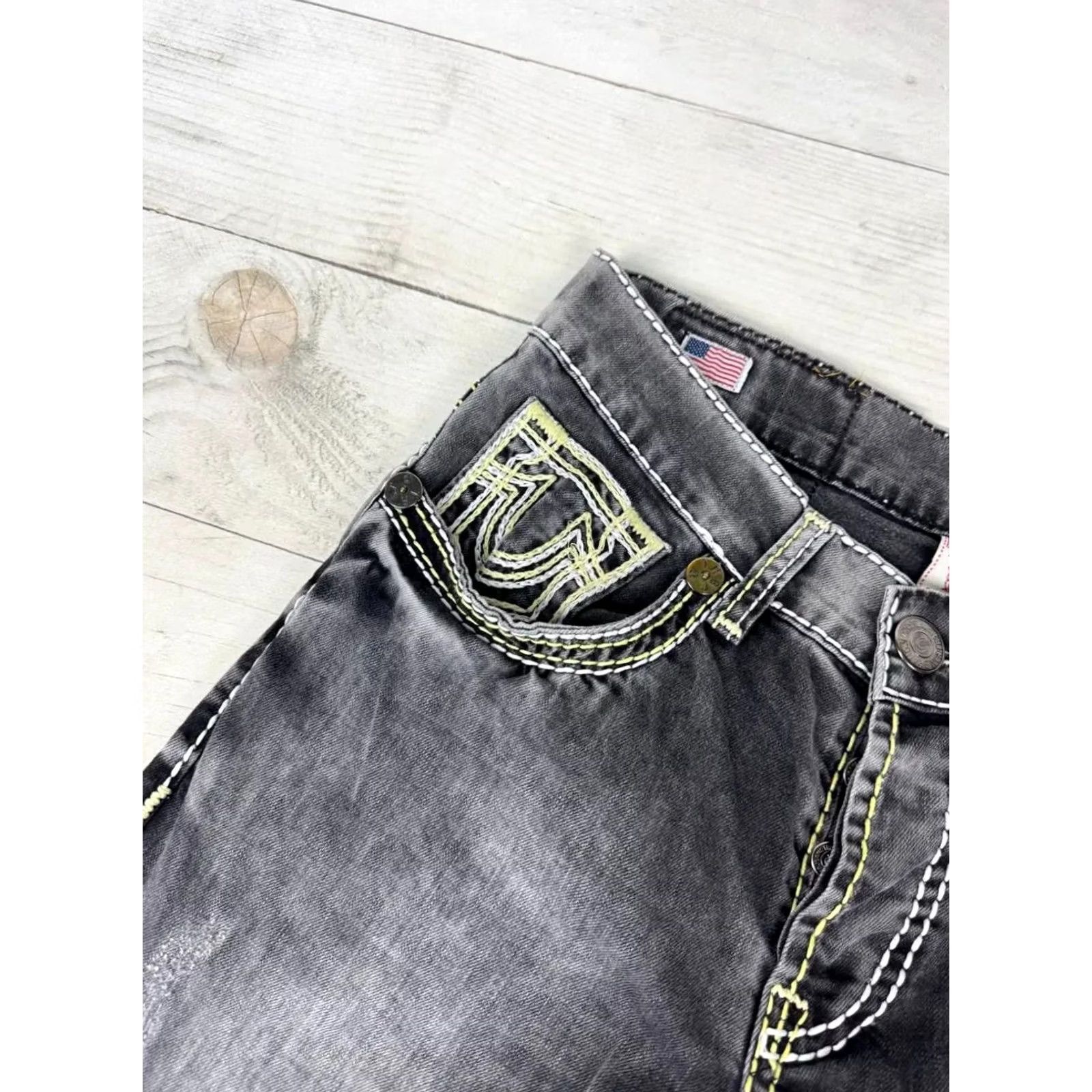 True Religion VINTAGE True Religion Jeans MEn Size 33 Gray Straight 90s Y2K Size US 33 - 4 Thumbnail