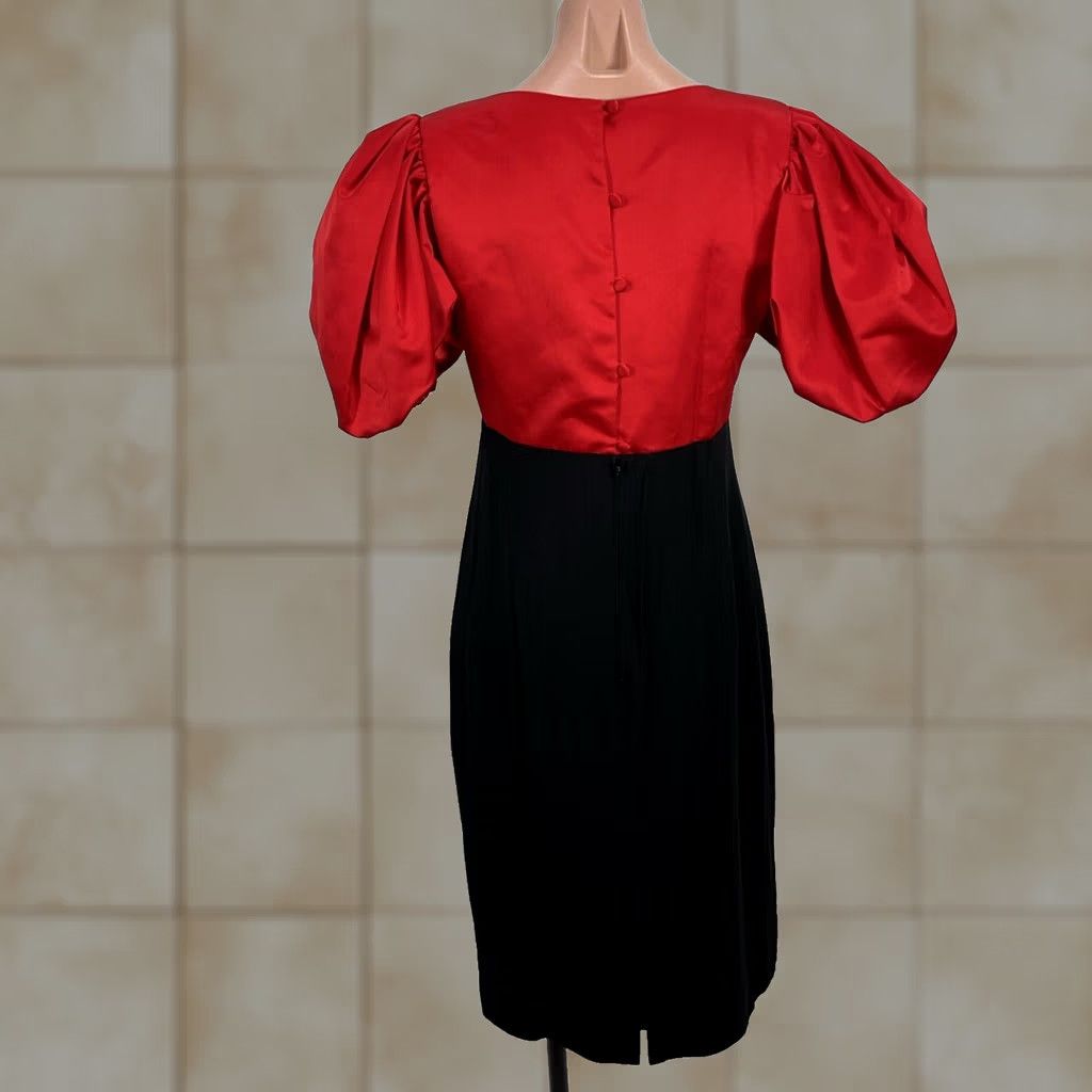 Vintage VINTAGE Cattiva Prom Dress Ball Gown Satin Red Black Puffy Sleeve 1980s 8 Womens Size M / US 6-8 / IT 42-44 - 1 Thumbnail