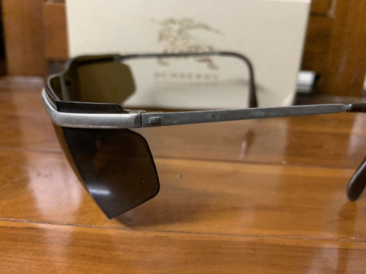 Other Rare vintage shield sunglasses gold plated frame Size ONE SIZE - 5 Thumbnail