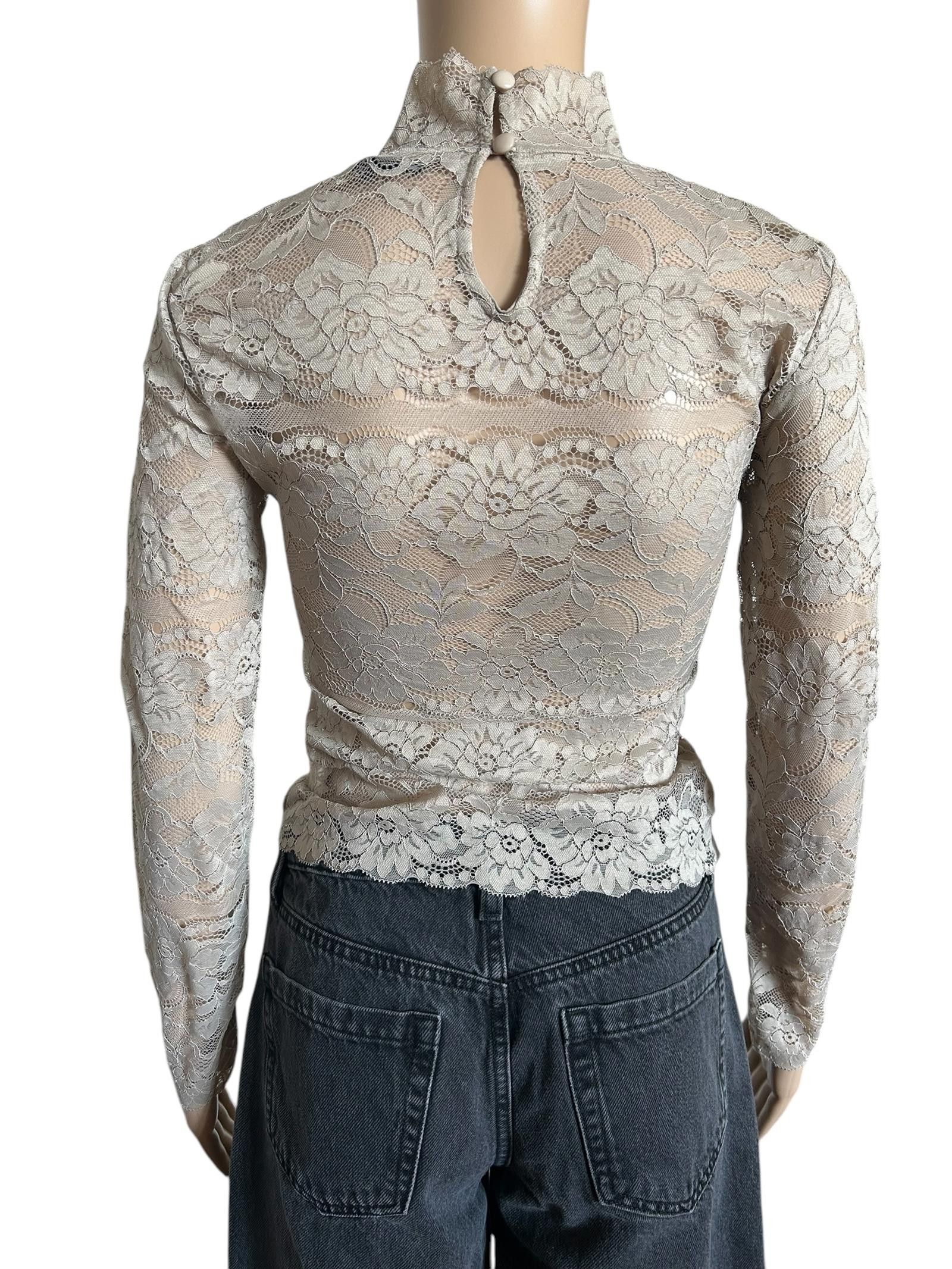 Designer Elegant Lace Mock Neck Top Size M / US 6-8 / IT 42-44 - 3 Thumbnail