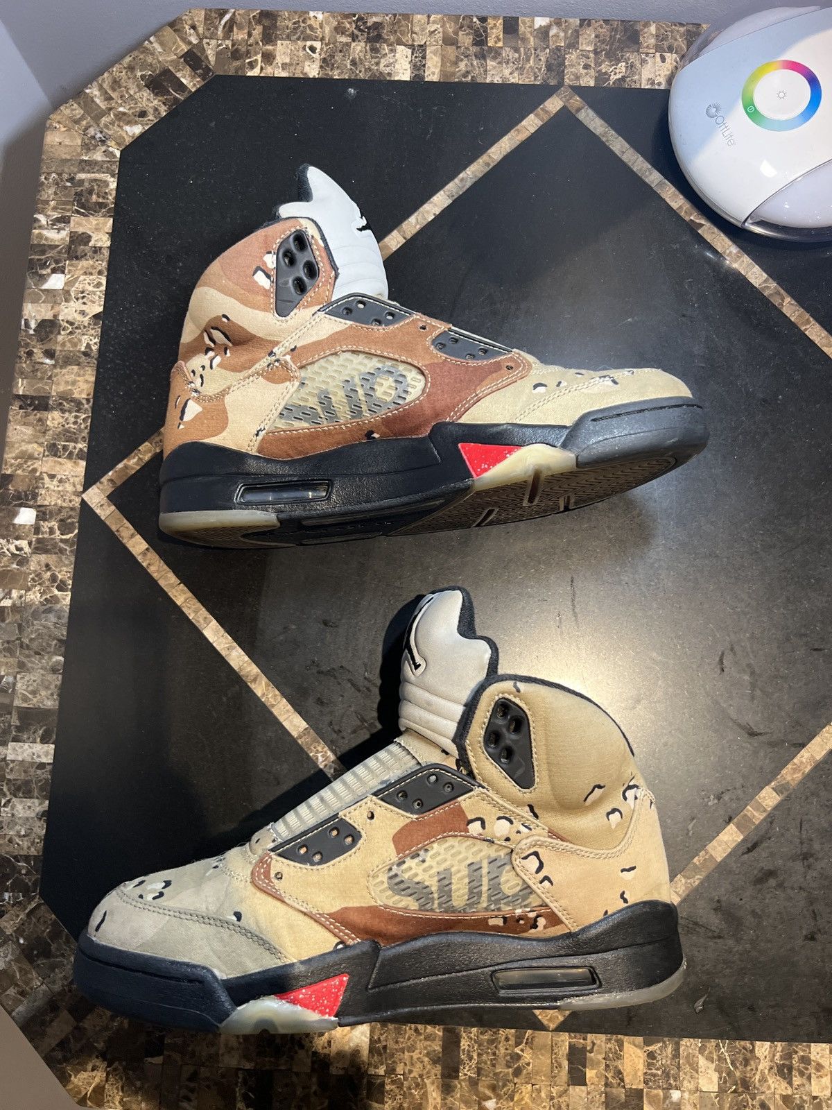 Jordan Brand × Supreme Supreme Jordan 5 Size US 8 / EU 41 - 2 Thumbnail