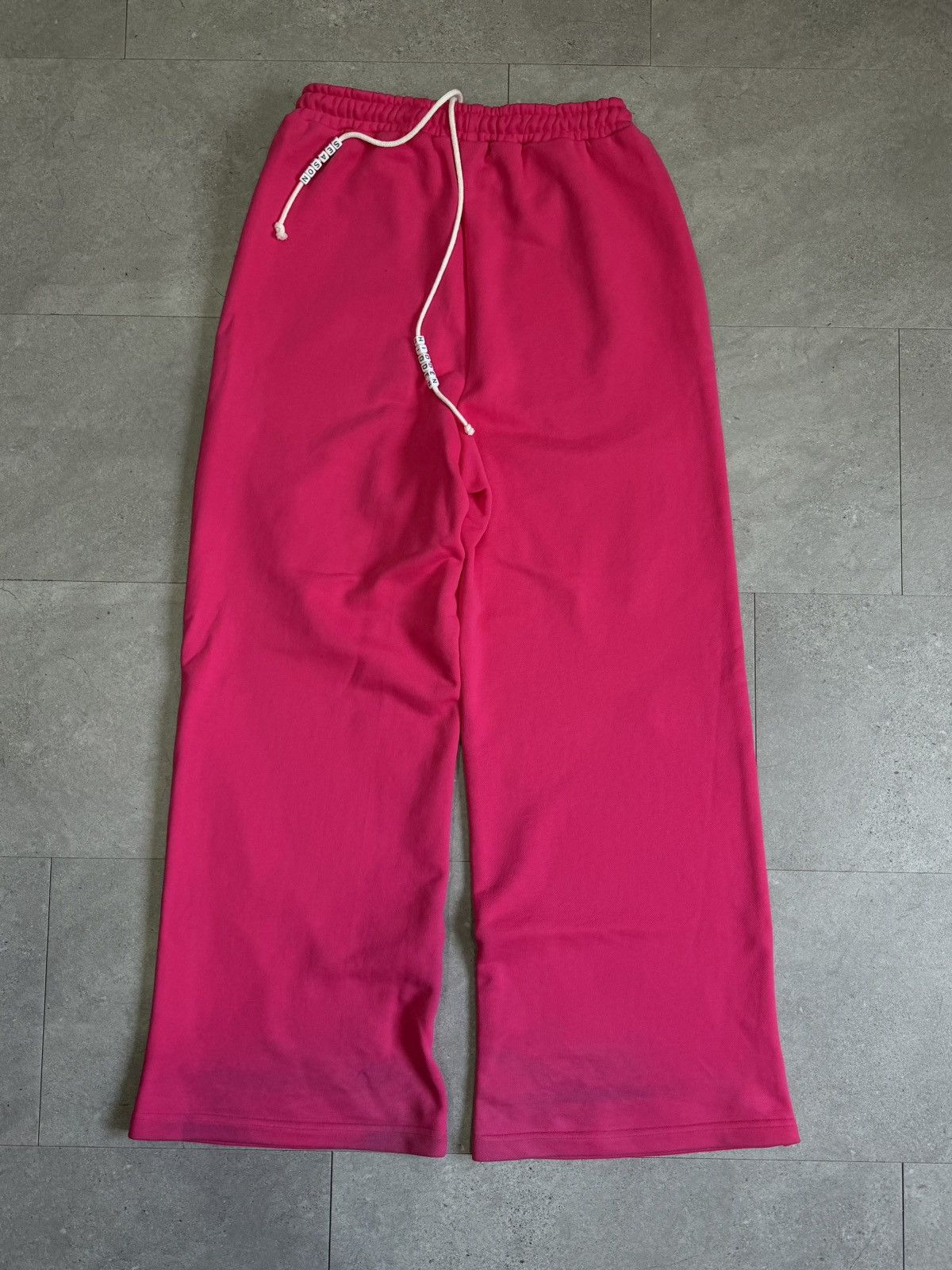 The GV Gallery Hidden Season baggy pink tracksuit bottoms Size US 38 / EU 54 - 10 Thumbnail